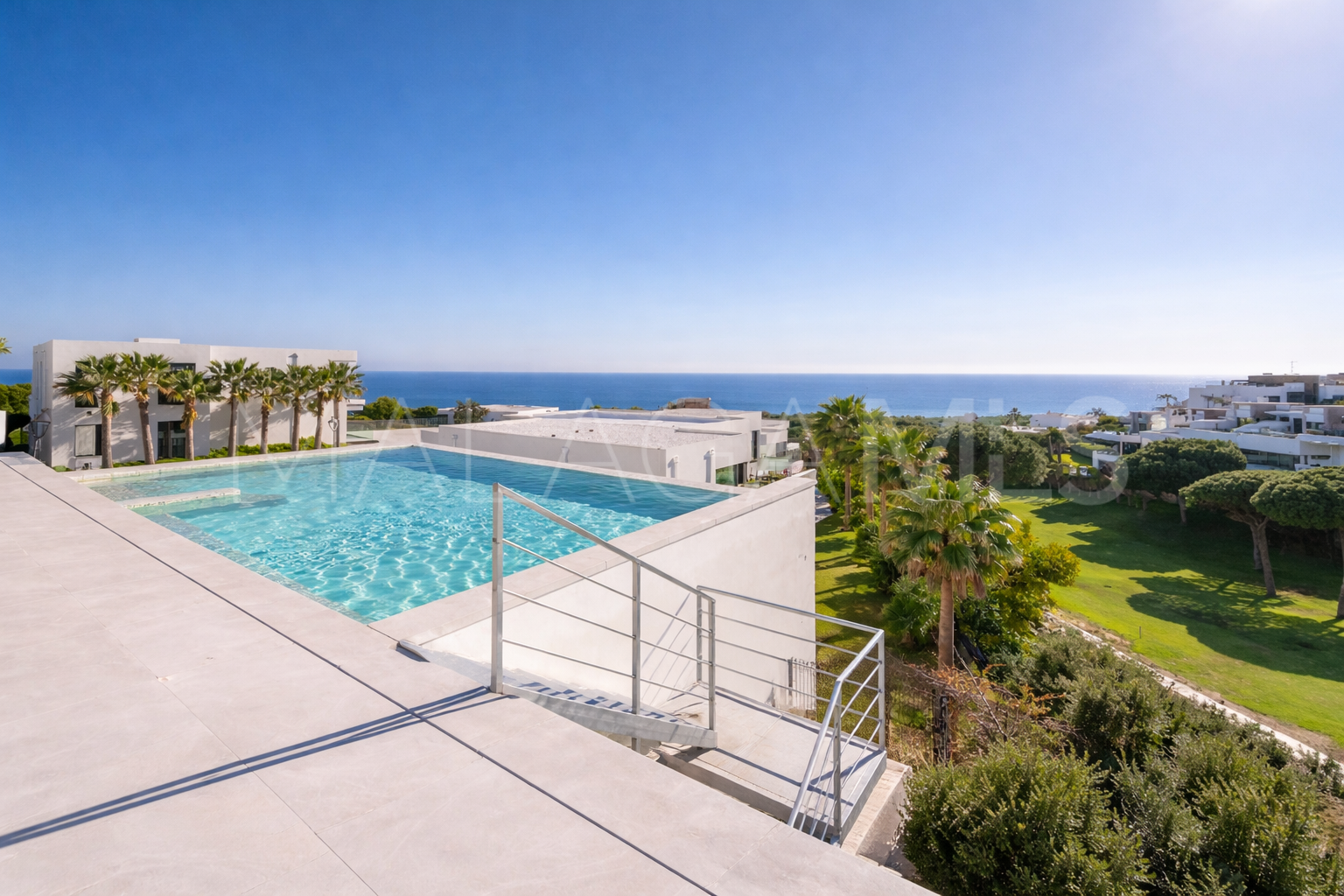 For sale villa in Cabopino