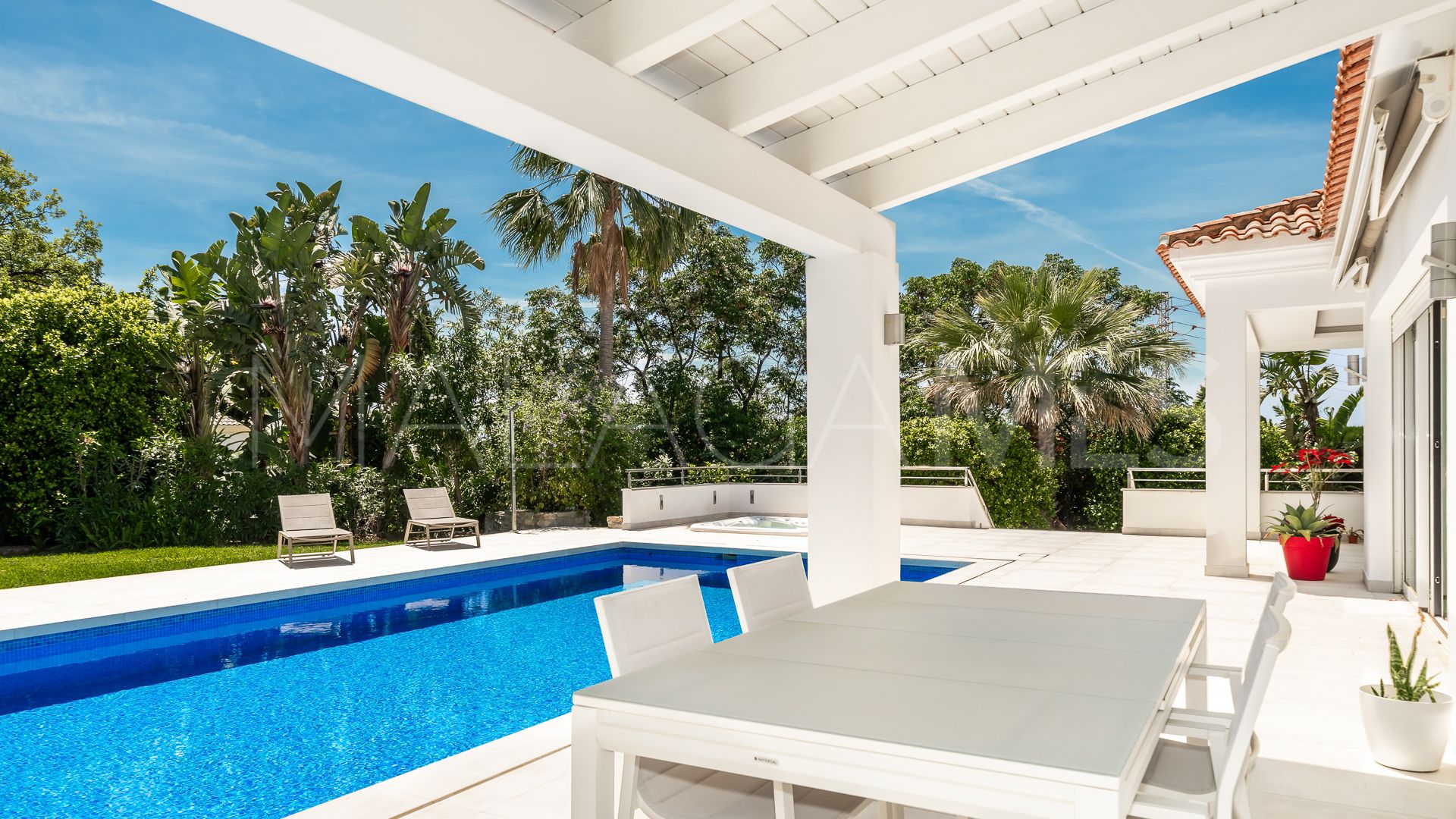 Villa a la venta in El Rosario