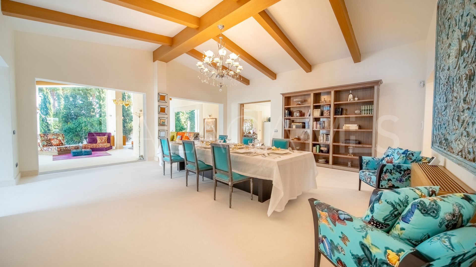 Villa for sale in Guadalmina Alta