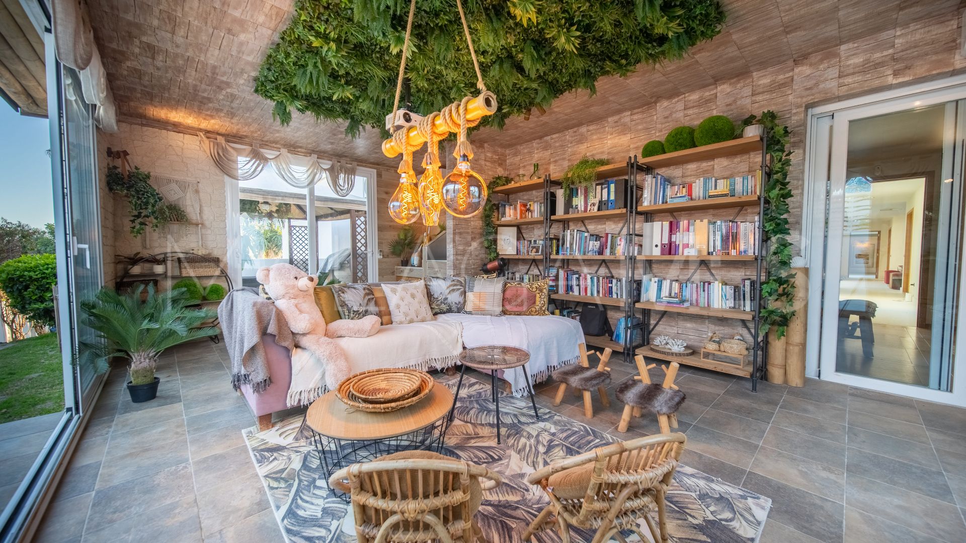 Villa for sale in Guadalmina Alta