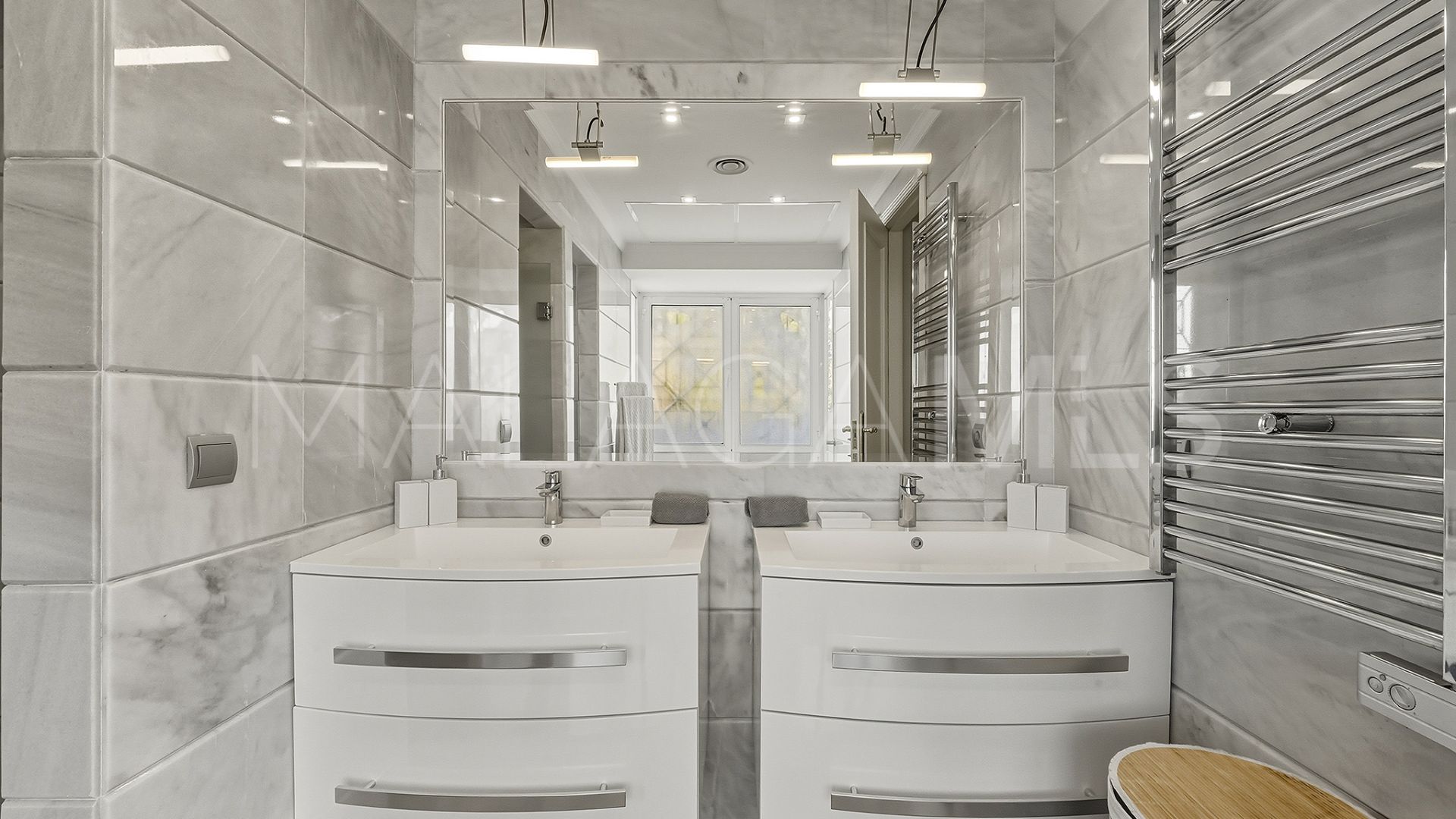 Villa for sale in Guadalmina Alta