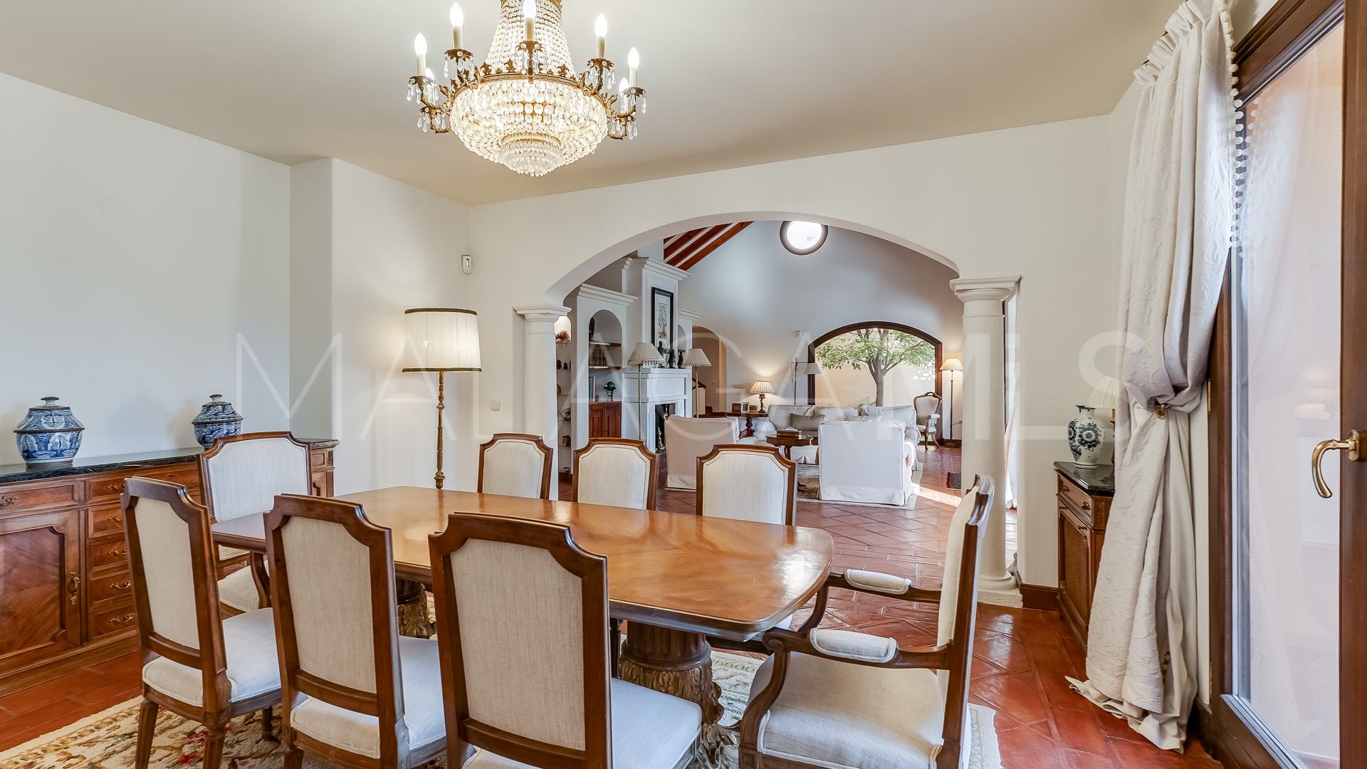 For sale villa in Marbesa with 5 bedrooms