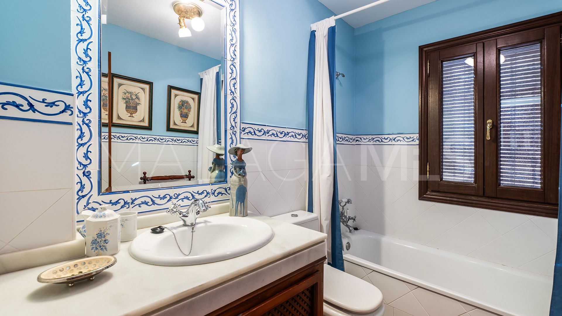 For sale villa in Marbesa with 5 bedrooms