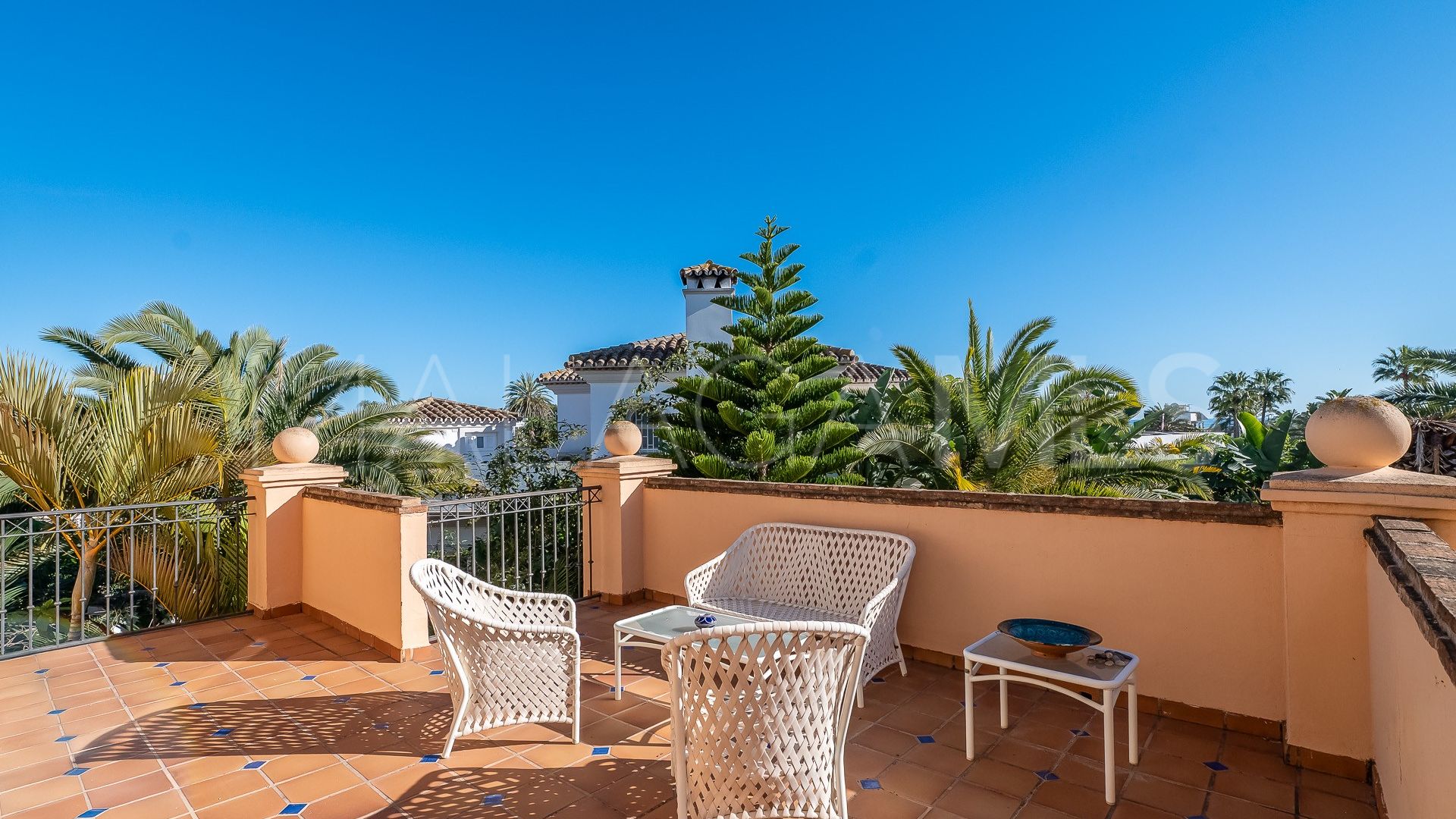 For sale villa in Marbesa with 5 bedrooms