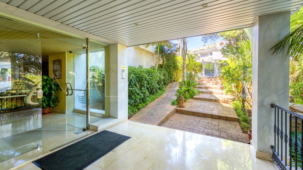 Beach Side Golden Mile apartment for sale