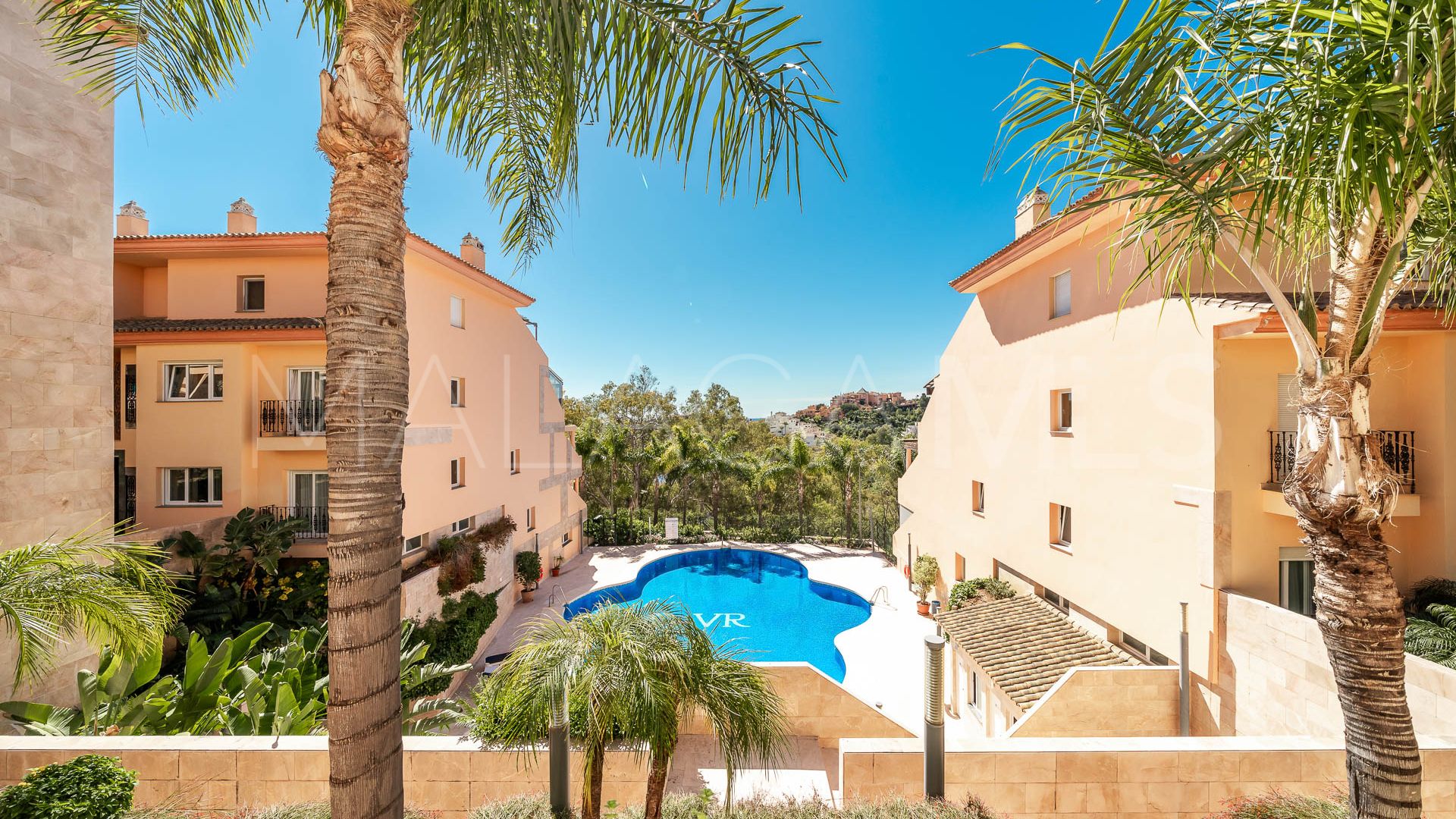 Lägenhet for sale in Nueva Andalucia