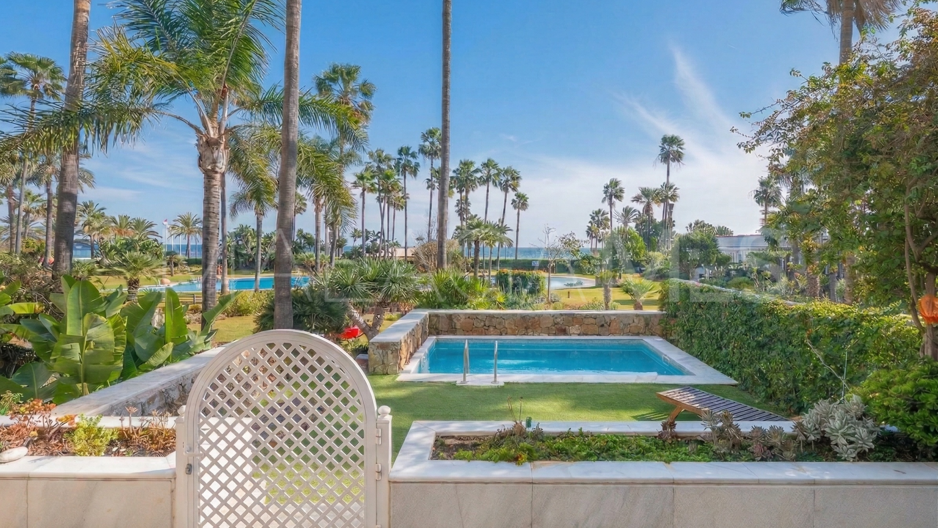 Erdgeschosswohnung for sale in Marbella - Puerto Banus