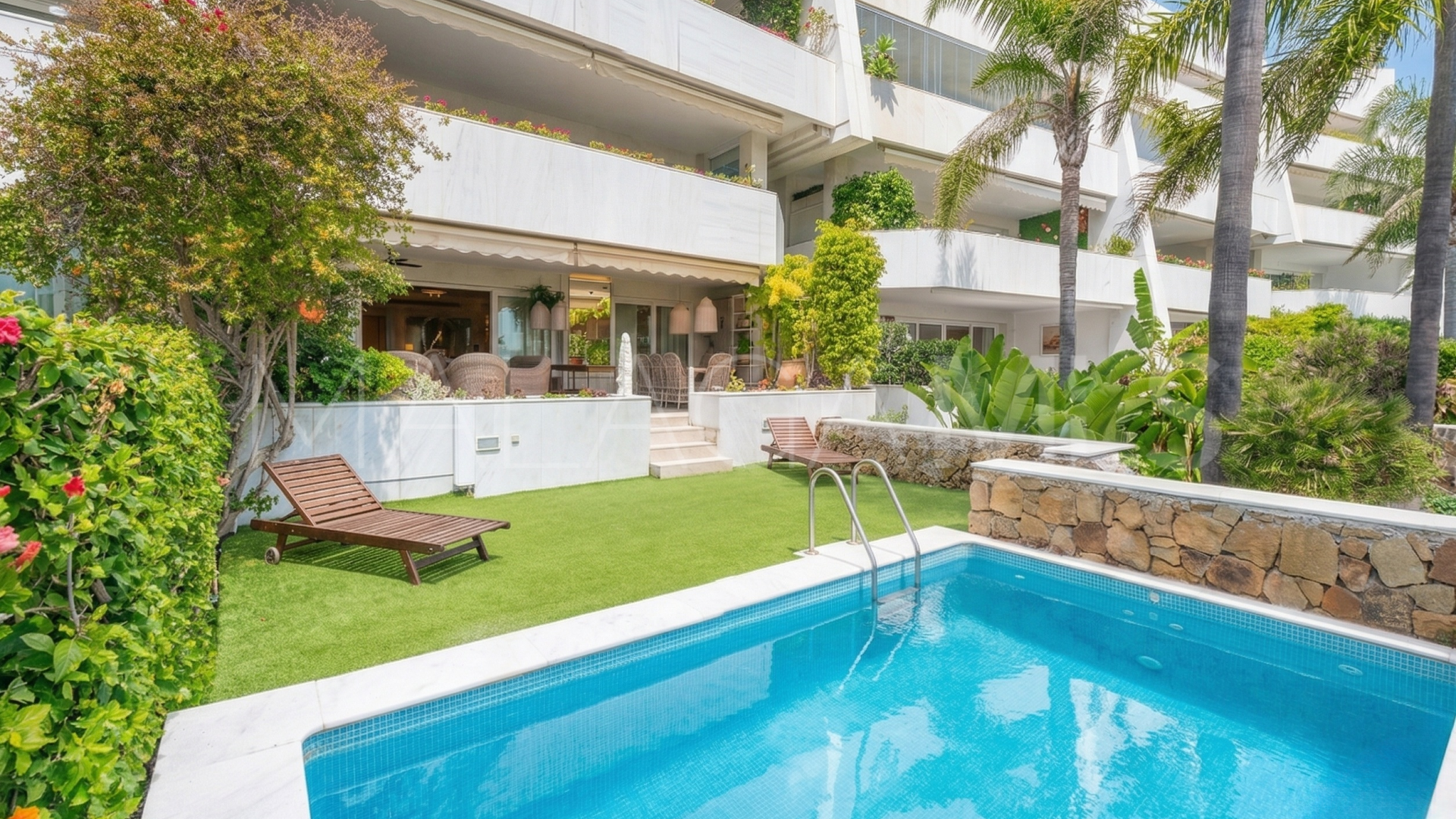 Erdgeschosswohnung for sale in Marbella - Puerto Banus