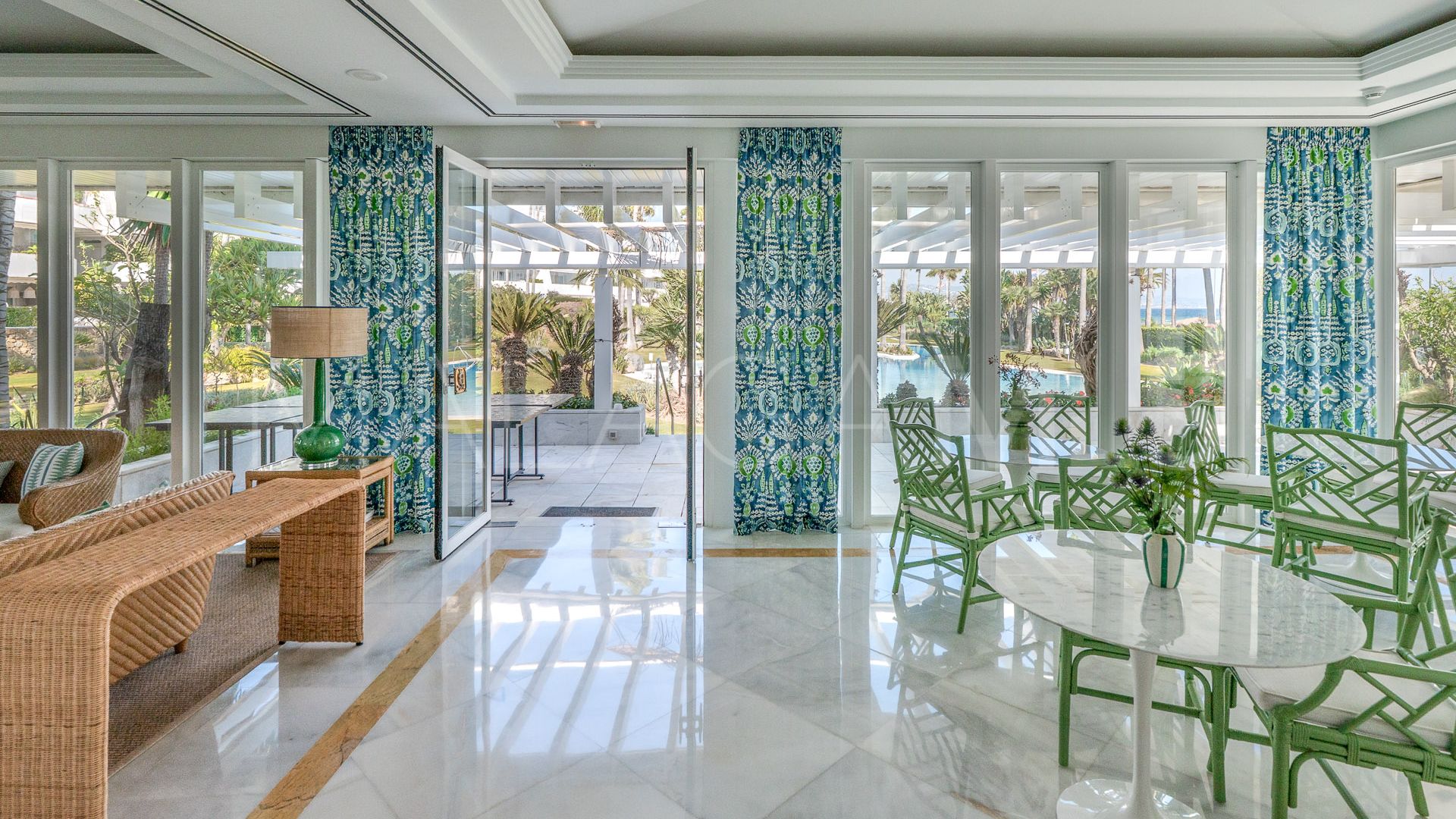 Erdgeschosswohnung for sale in Marbella - Puerto Banus