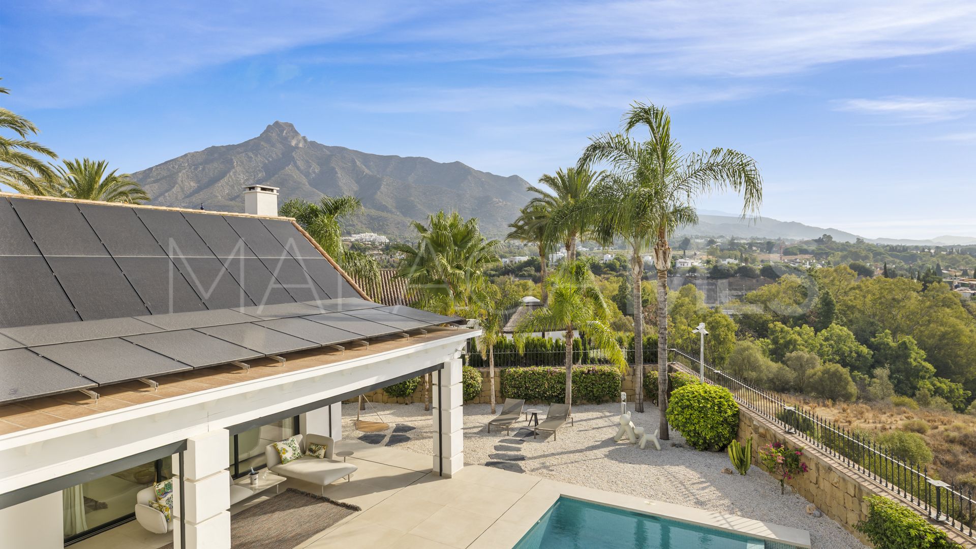 Villa for sale in Las Lomas del Marbella Club