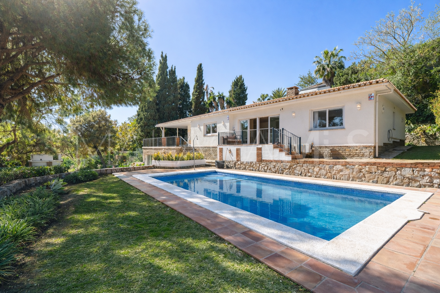 Villa for sale in Marbesa