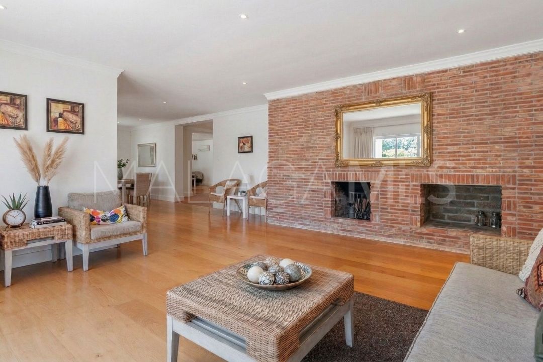 Villa for sale in Marbesa