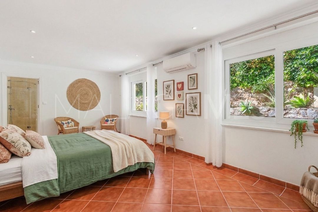 Villa for sale in Marbesa