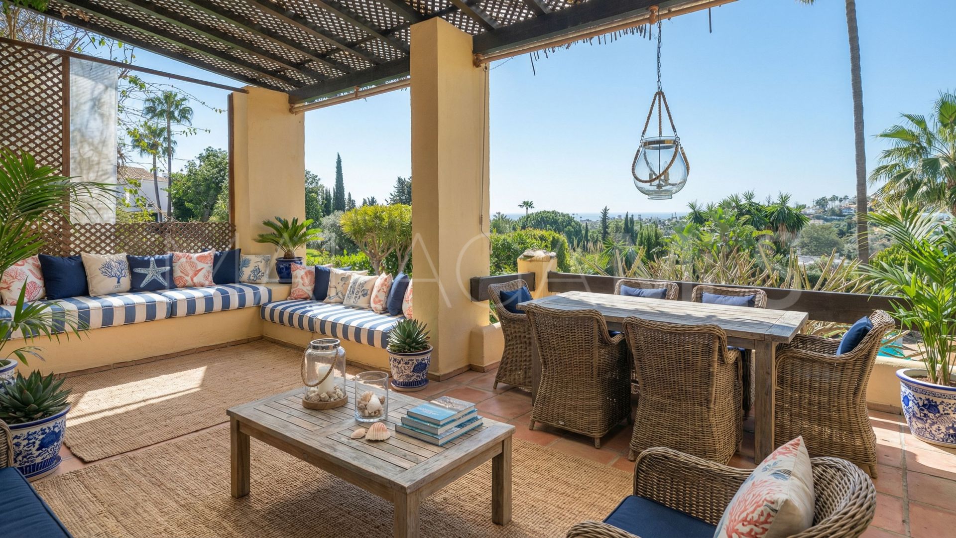 Elviria 4 bedrooms villa for sale