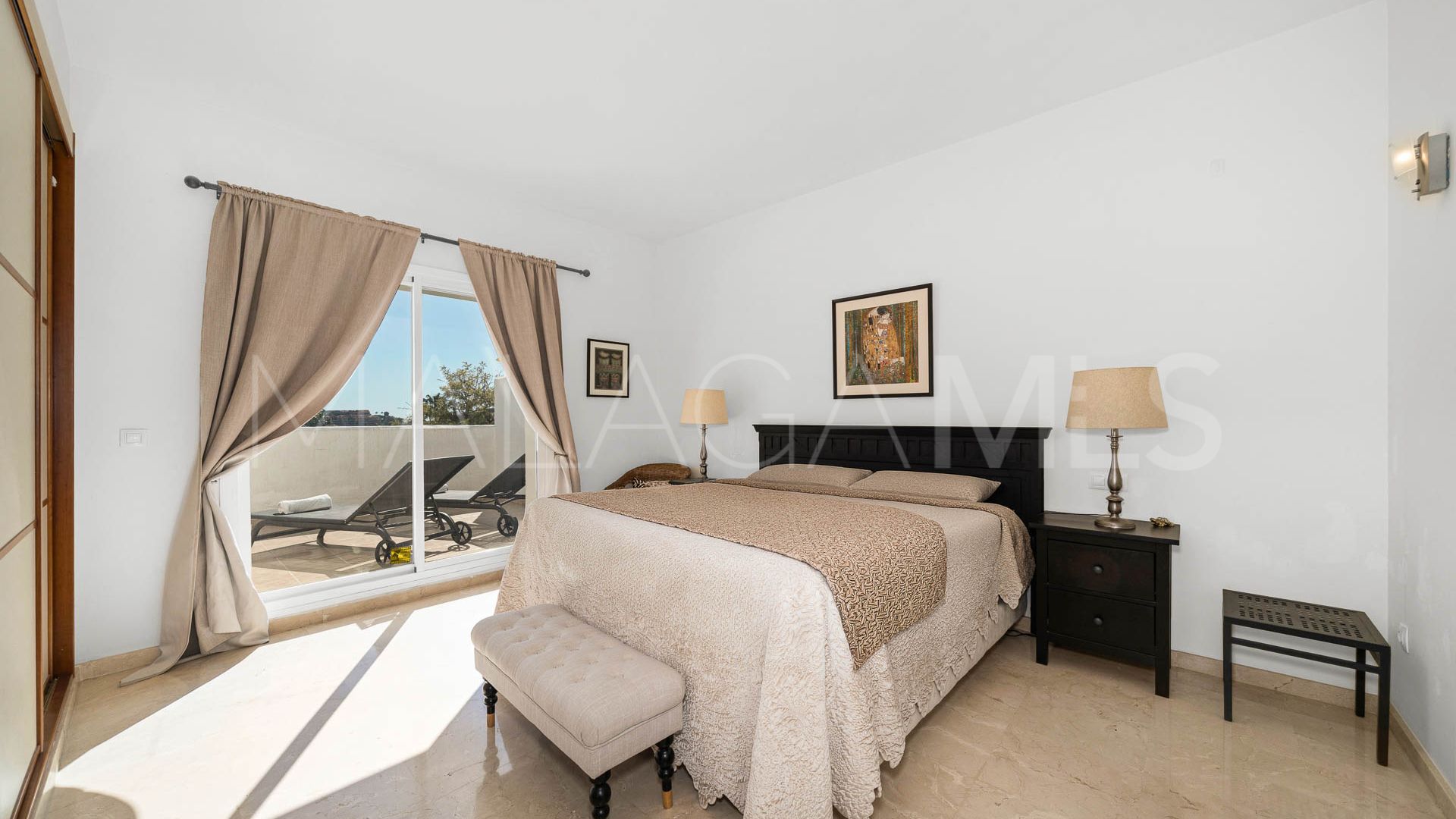 Duplex for sale in Nueva Andalucia