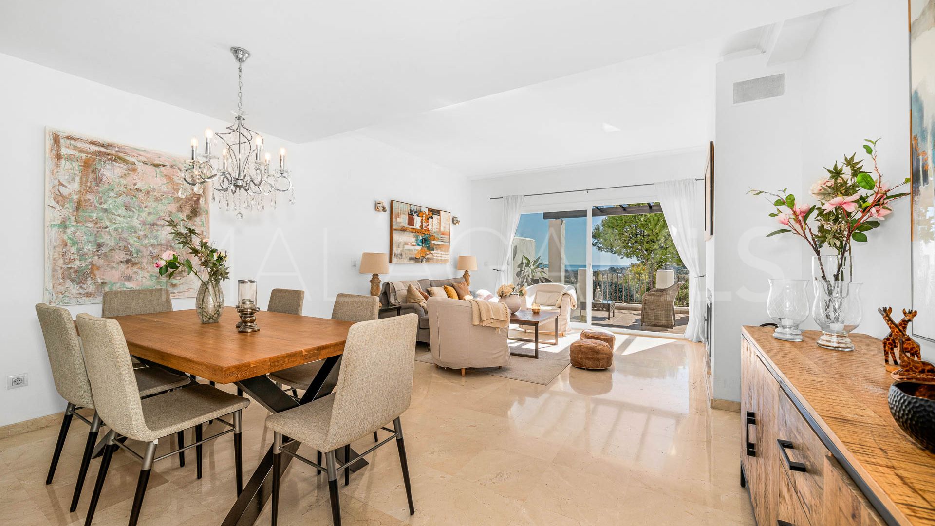 Duplex for sale in Nueva Andalucia