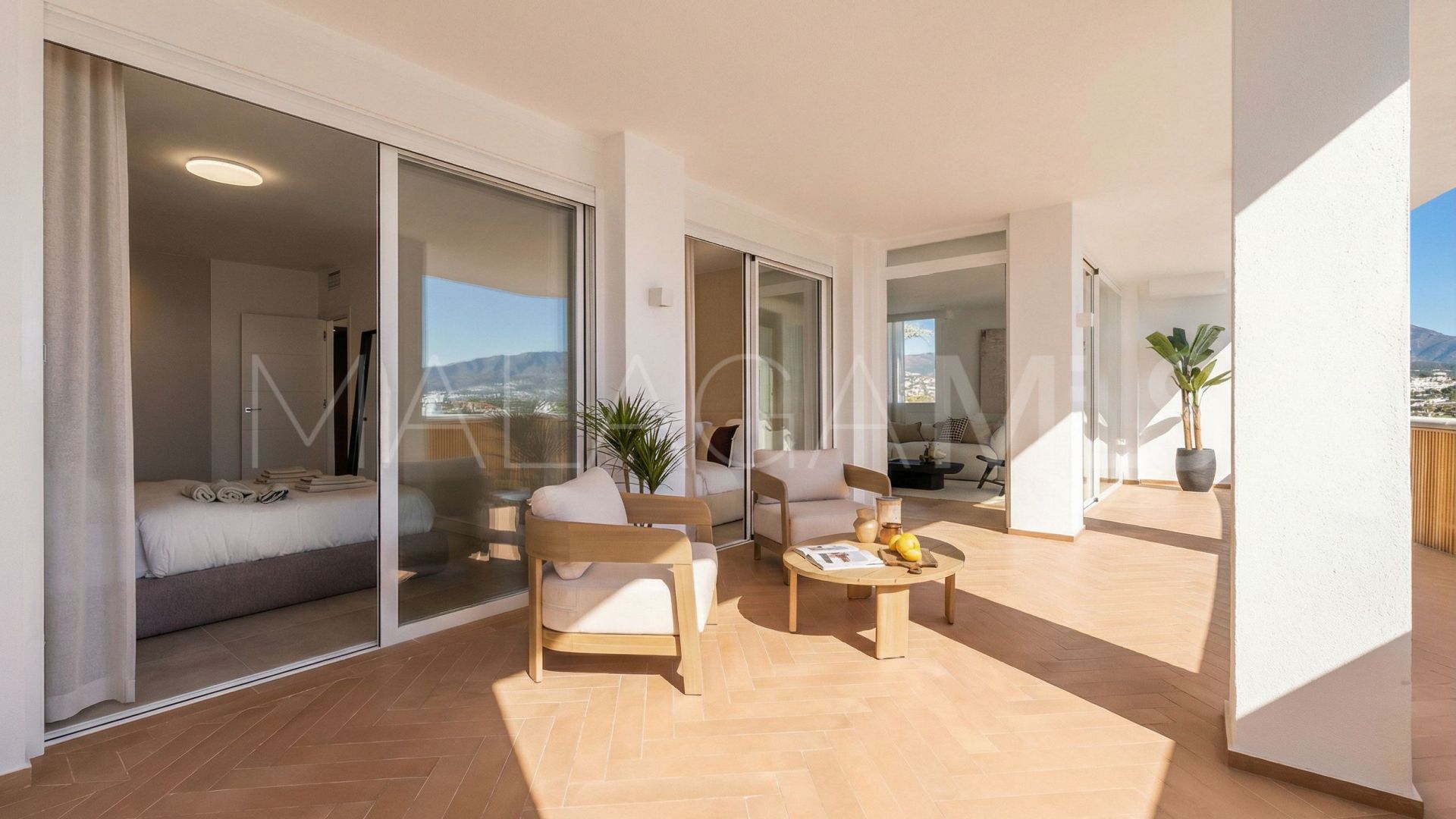 Apartamento with 2 bedrooms for sale in Nueva Andalucia