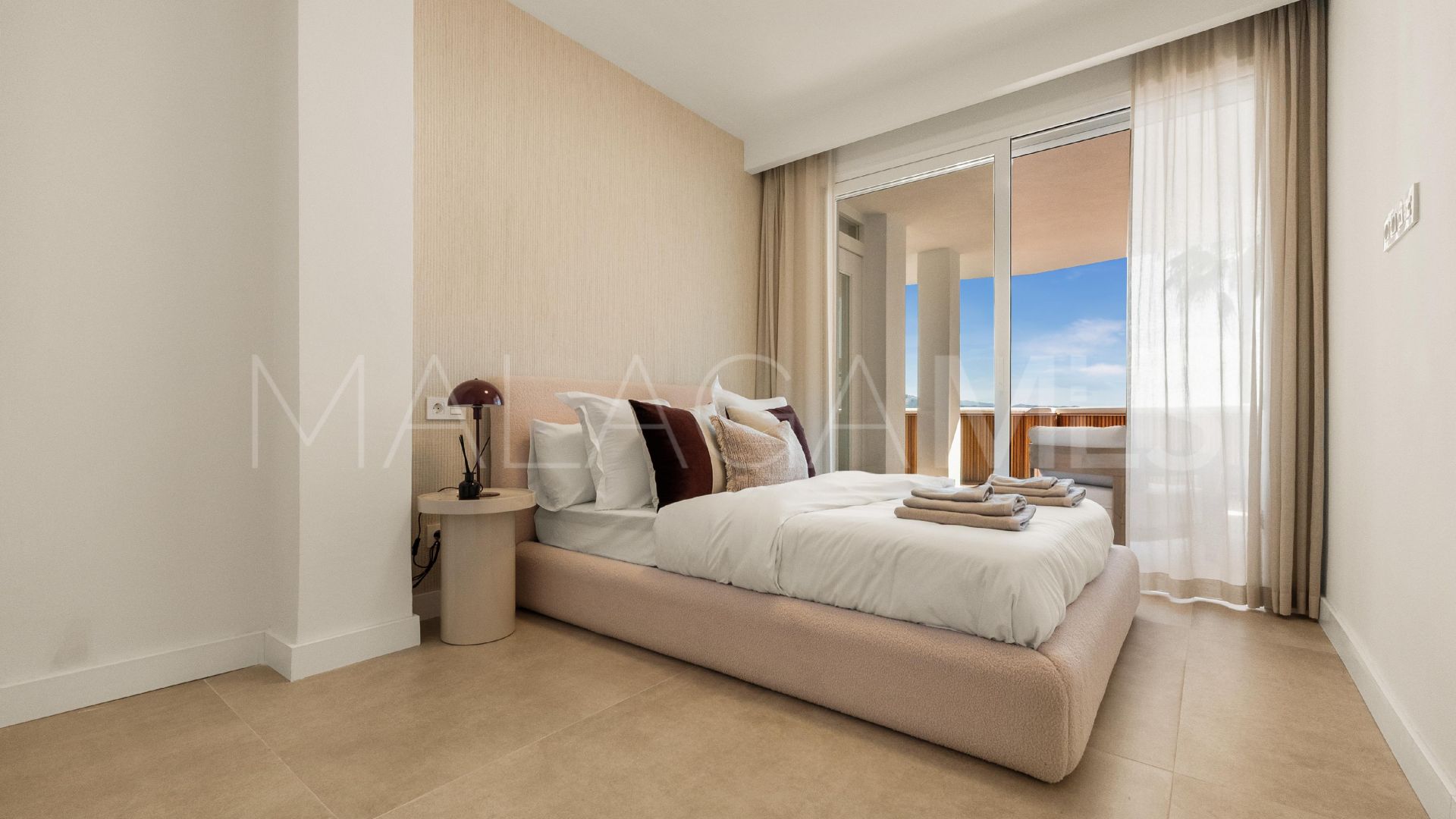 Apartamento with 2 bedrooms for sale in Nueva Andalucia