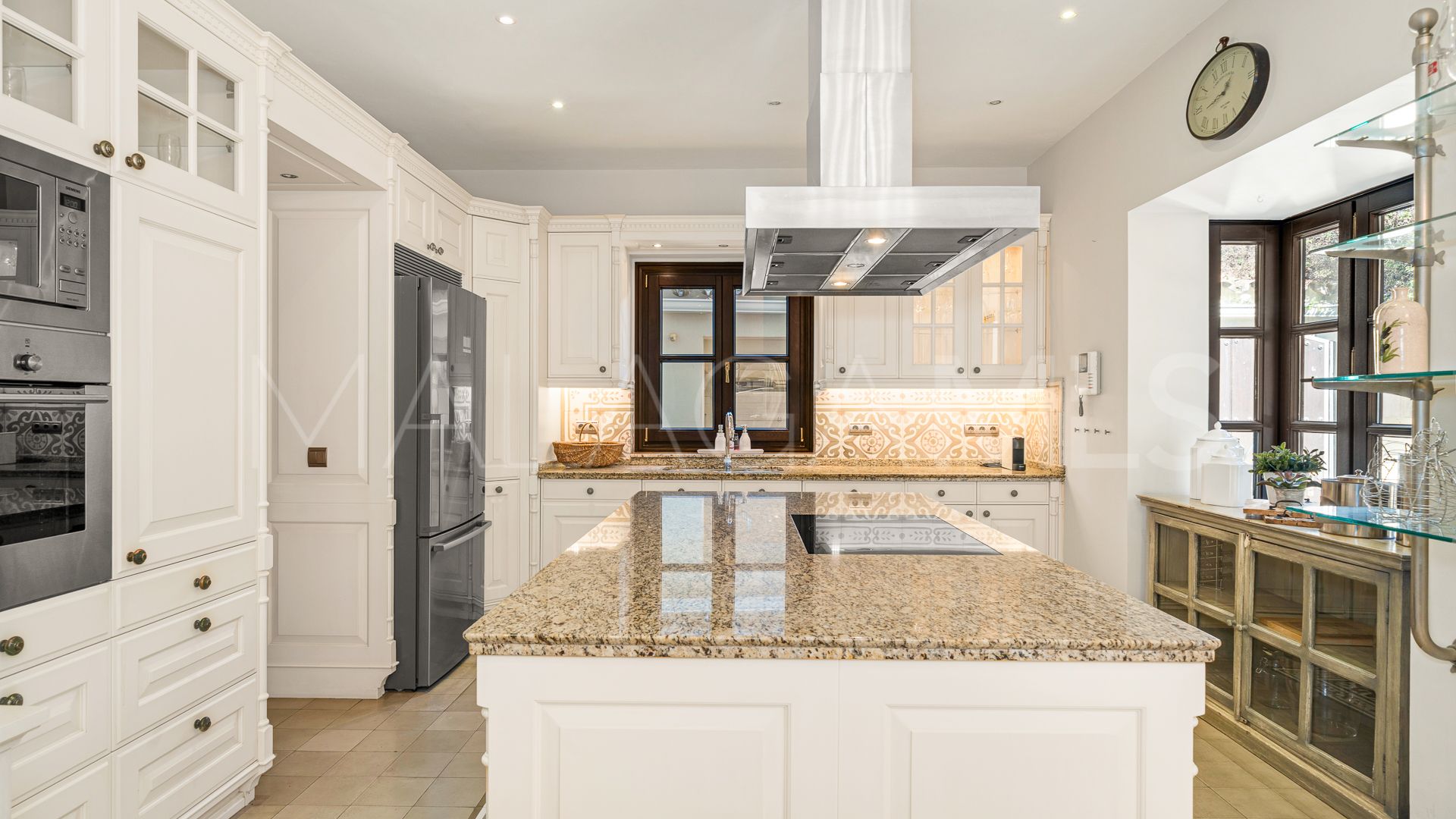 For sale villa in Sierra Blanca with 5 bedrooms