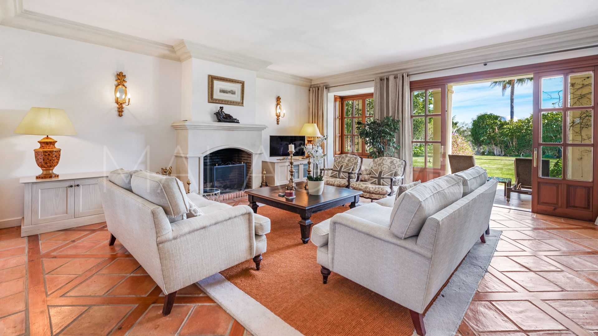 Villa for sale in Los Arqueros