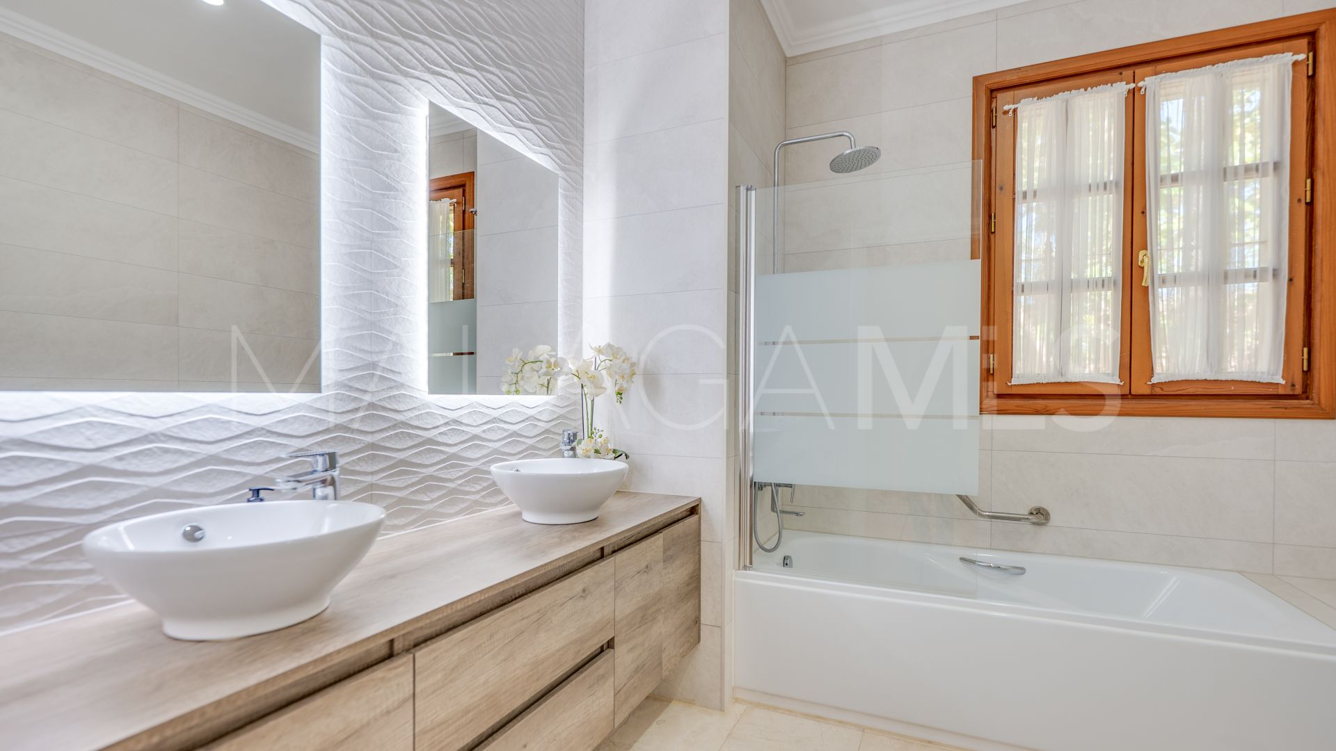 Villa for sale in Los Arqueros