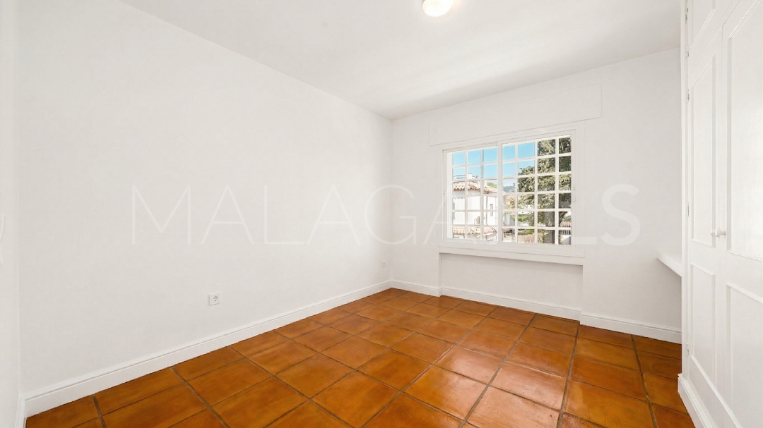 For sale Marbesa 5 bedrooms villa