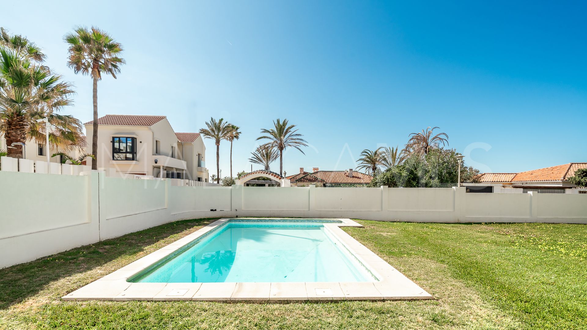 Villa for sale in Marbesa