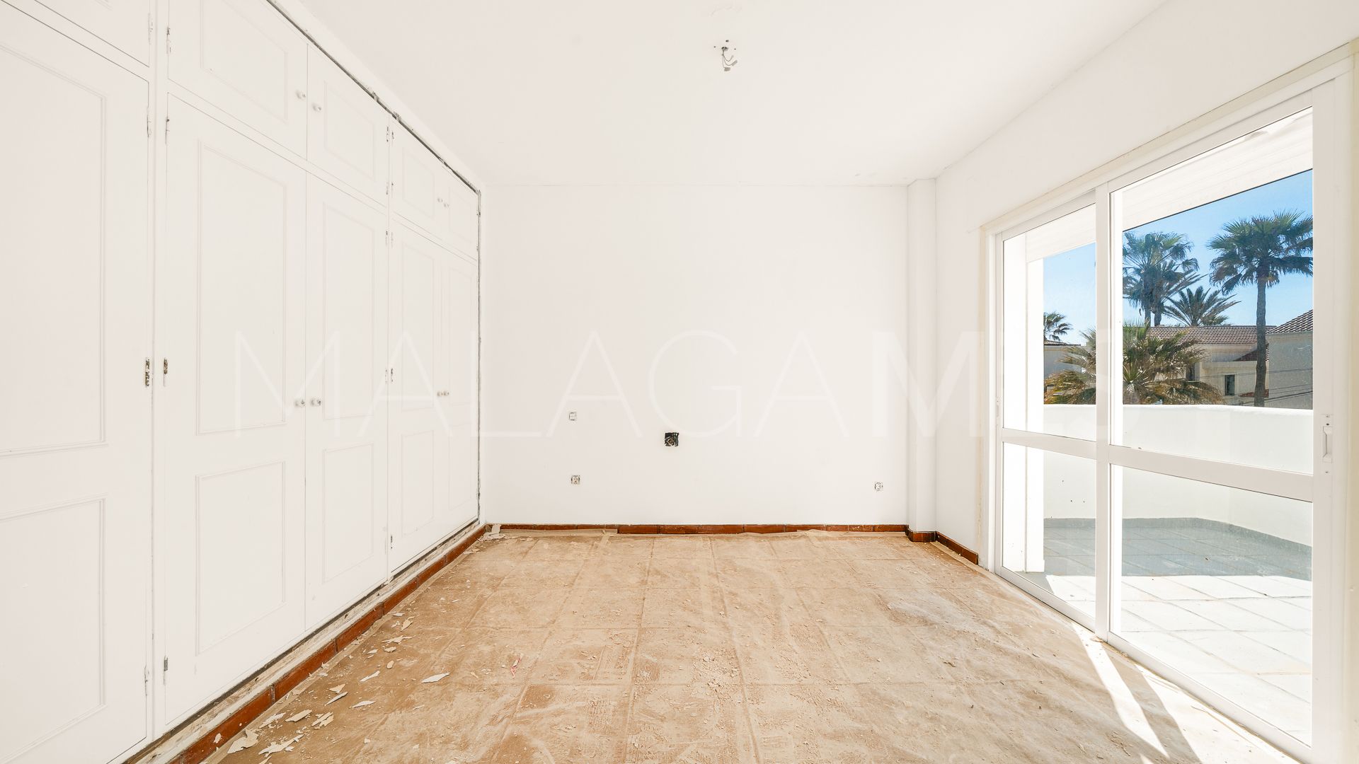 Villa for sale in Marbesa