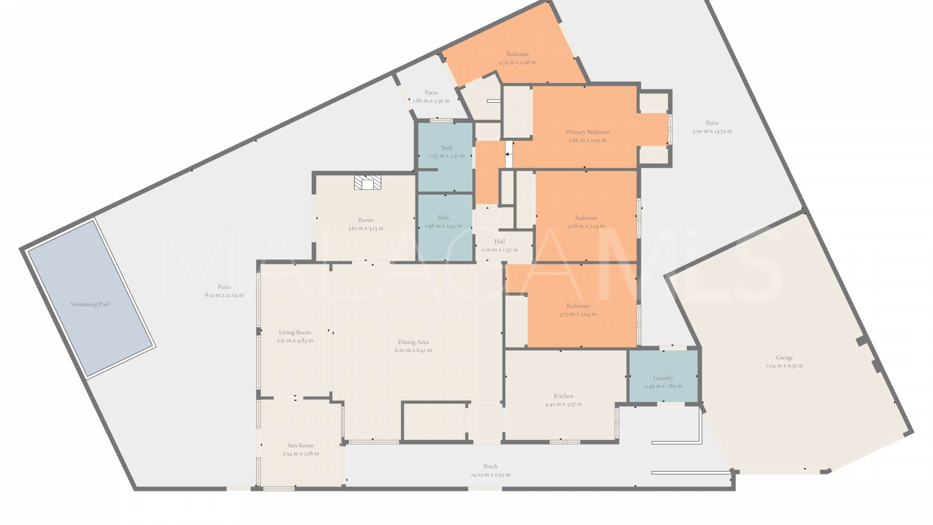 Villa for sale in Nueva Andalucia