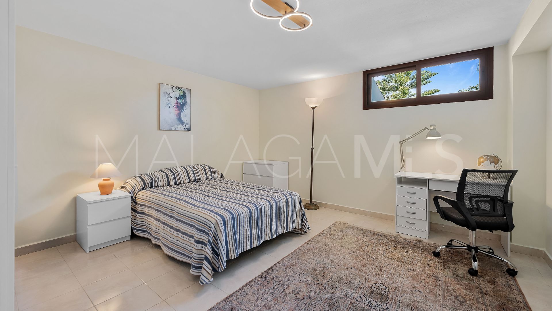 For sale villa with 5 bedrooms in Hacienda las Chapas