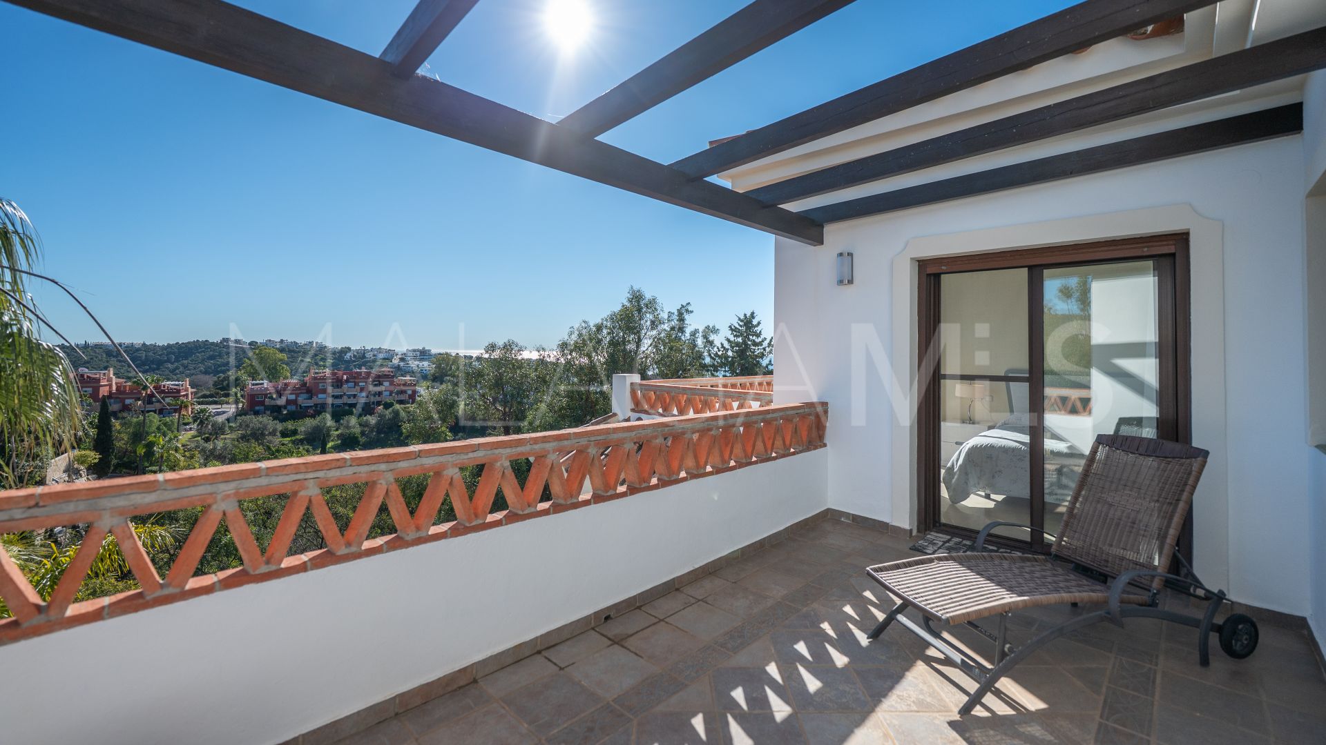 For sale villa with 5 bedrooms in Hacienda las Chapas