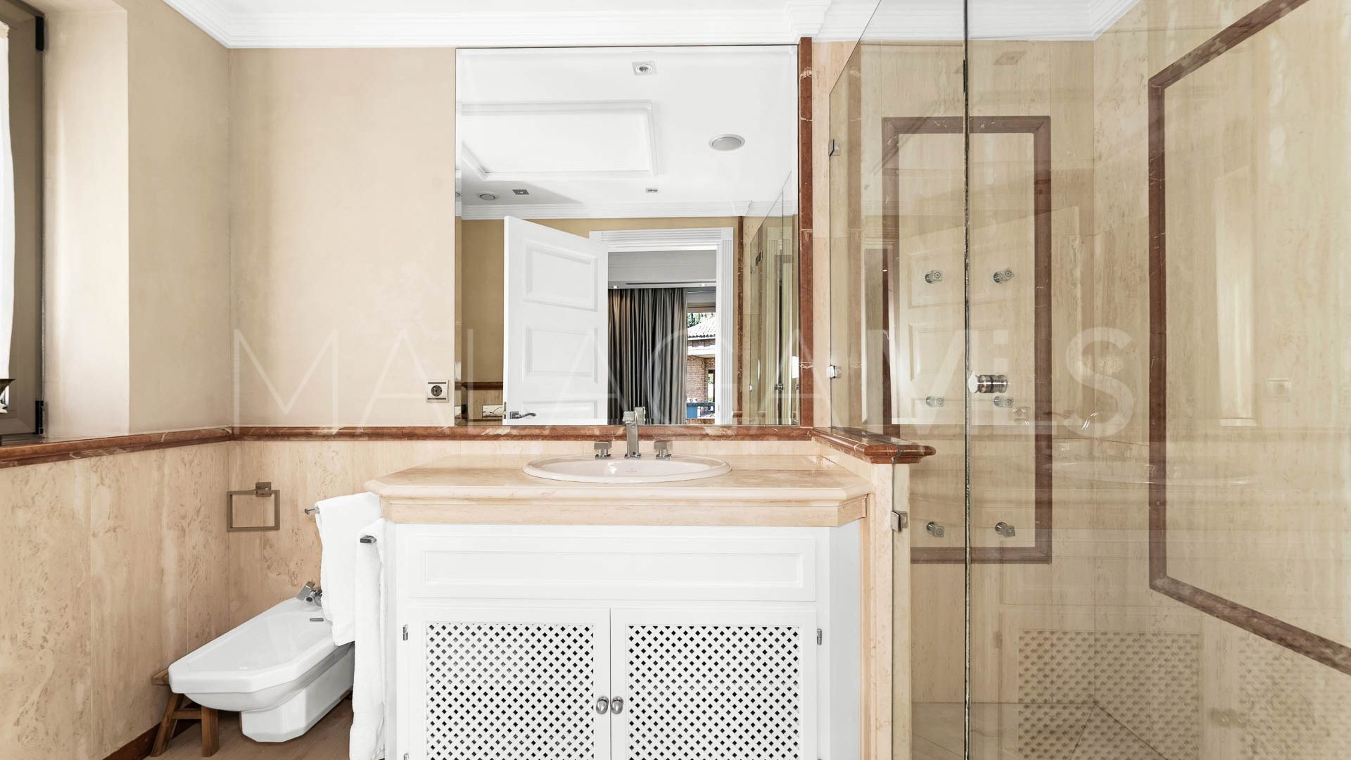 Maison de ville for sale in Marbella Golden Mile