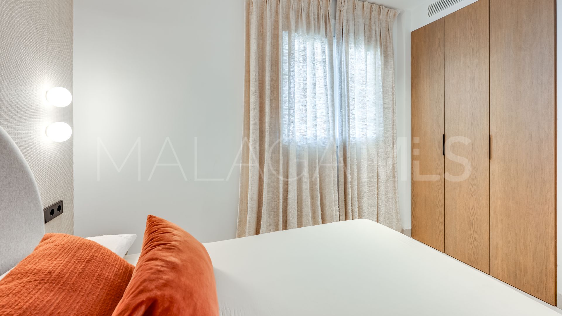 Buy apartamento de 3 bedrooms in Marbella Ciudad