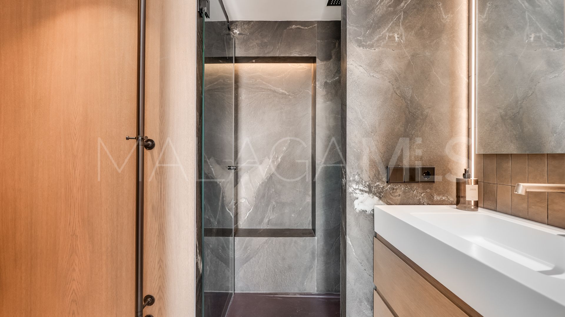 Buy apartamento de 3 bedrooms in Marbella Ciudad