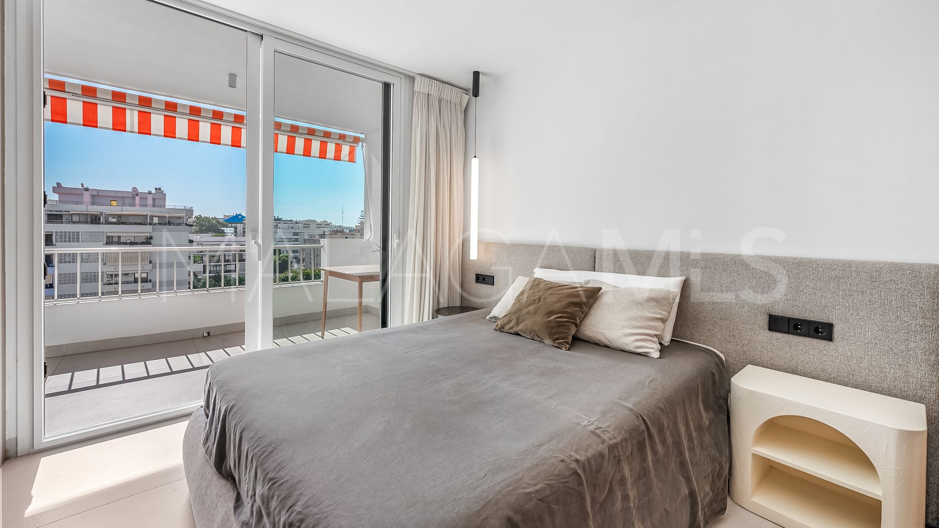 Buy apartamento de 3 bedrooms in Marbella Ciudad