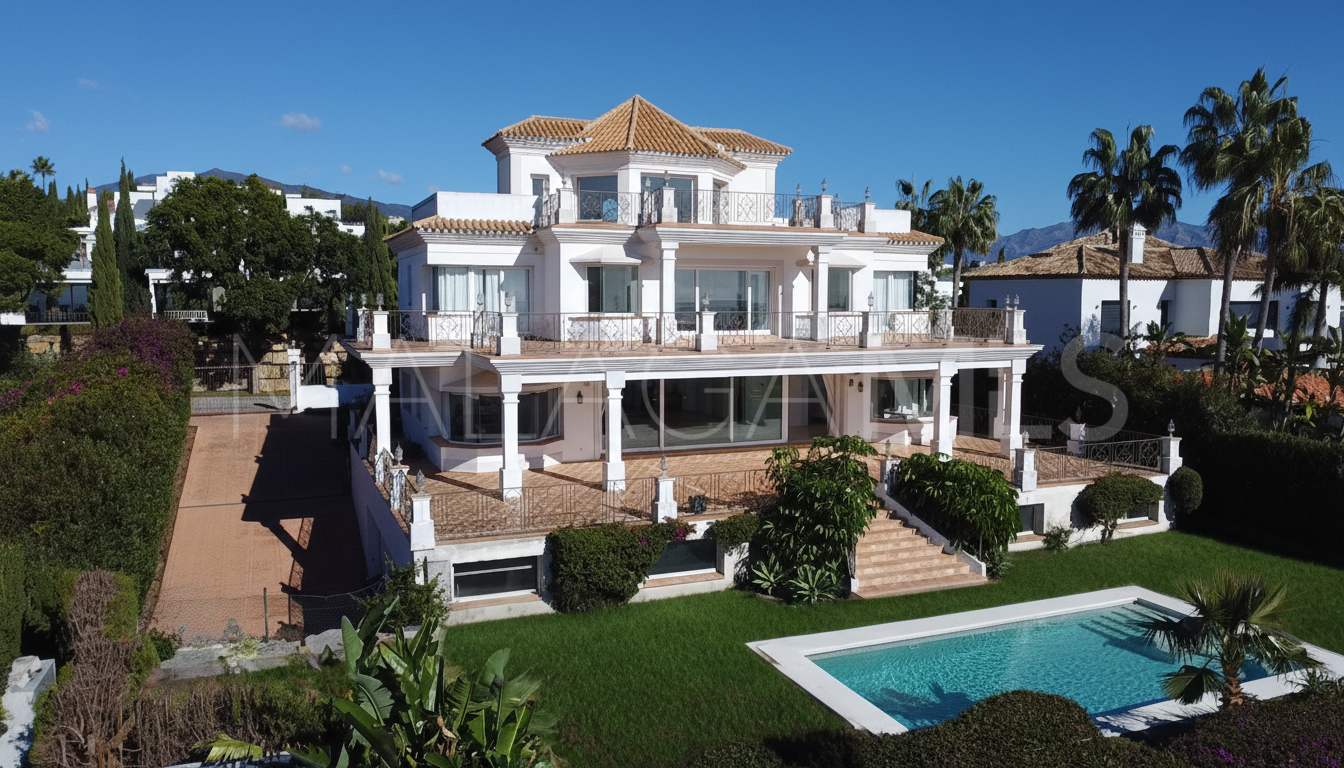 Villa for sale in Los Flamingos Golf