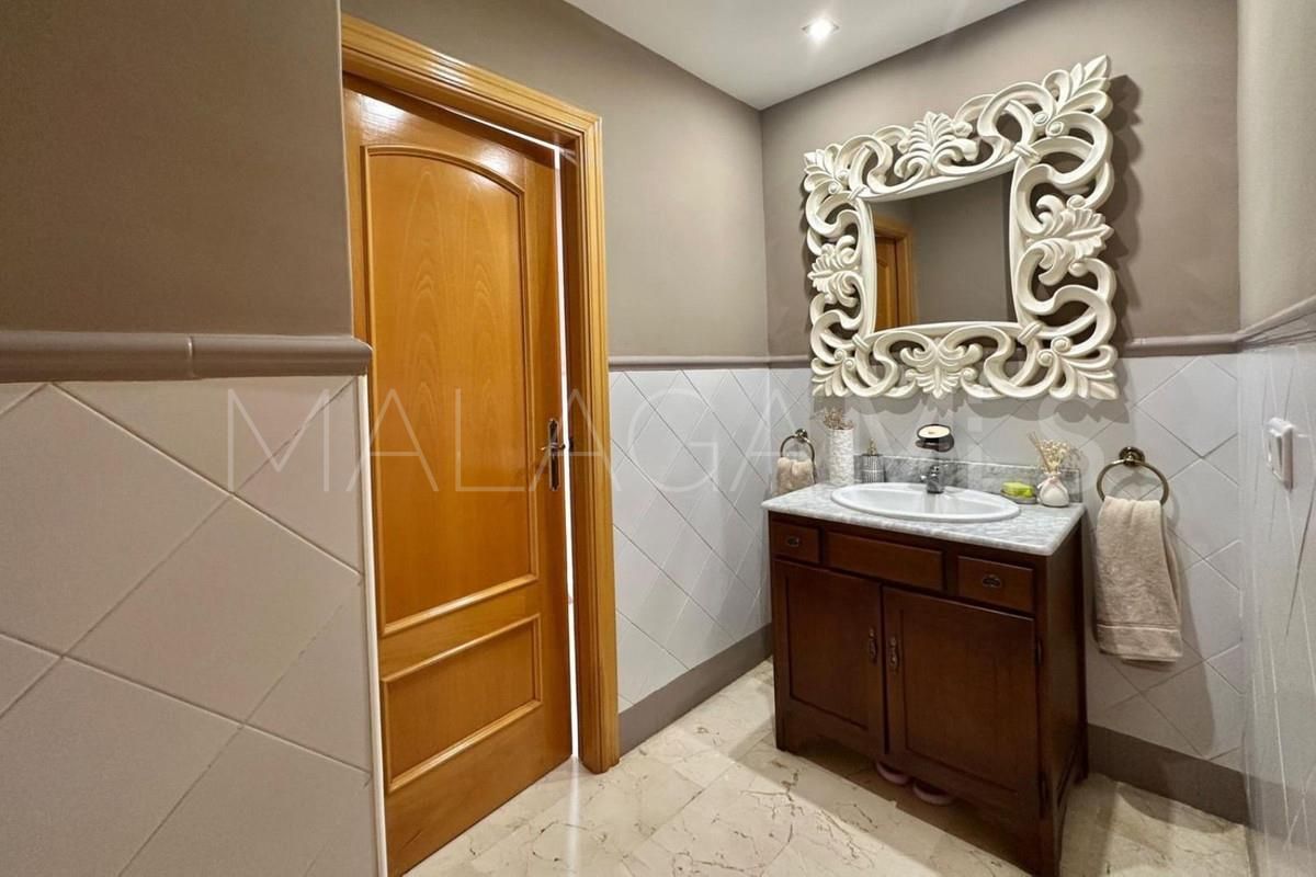 Villa for sale in Guadalmina Alta