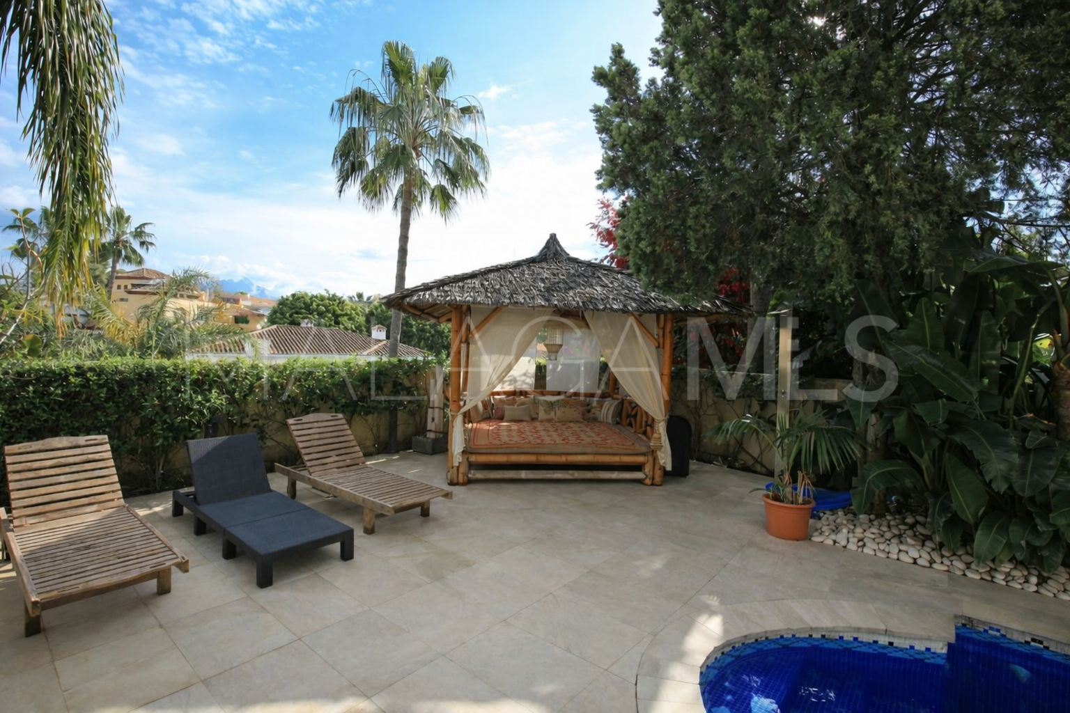 Villa for sale in Guadalmina Alta