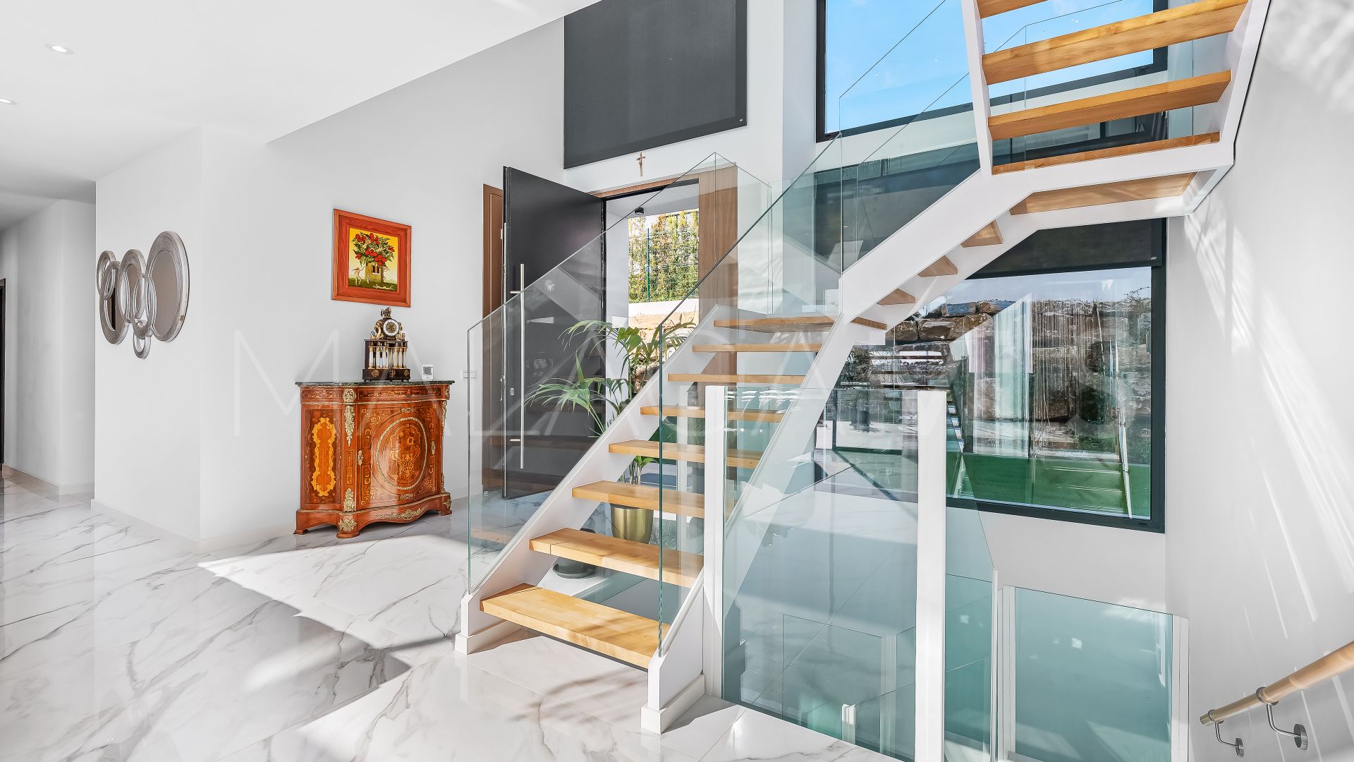 Villa for sale in Paraiso Alto