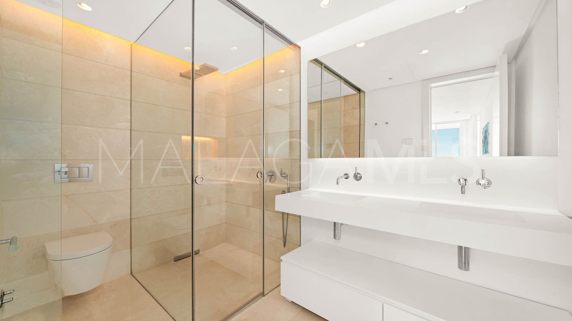 Lägenhet for sale in Ojen