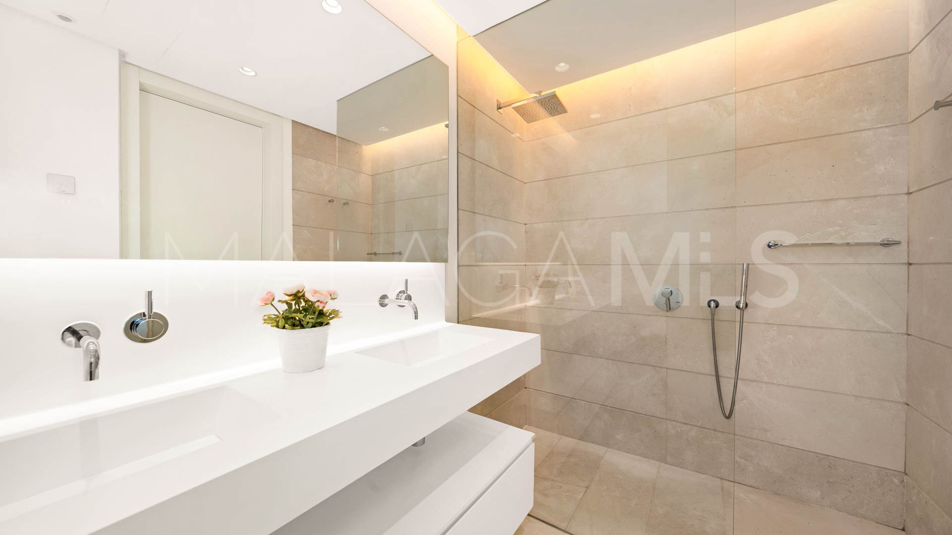 Lägenhet for sale in Ojen