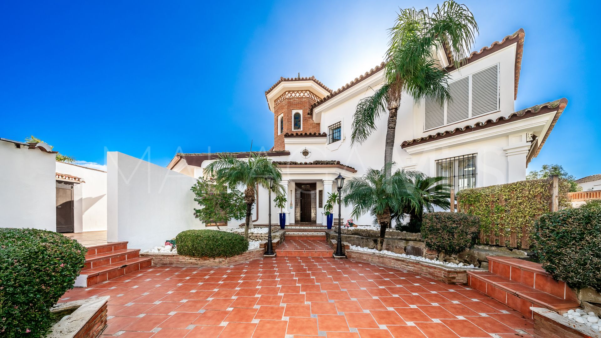 For sale Las Chapas villa