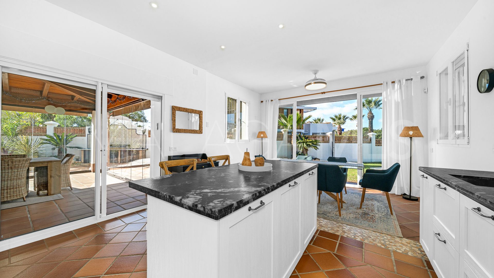 For sale Las Chapas villa