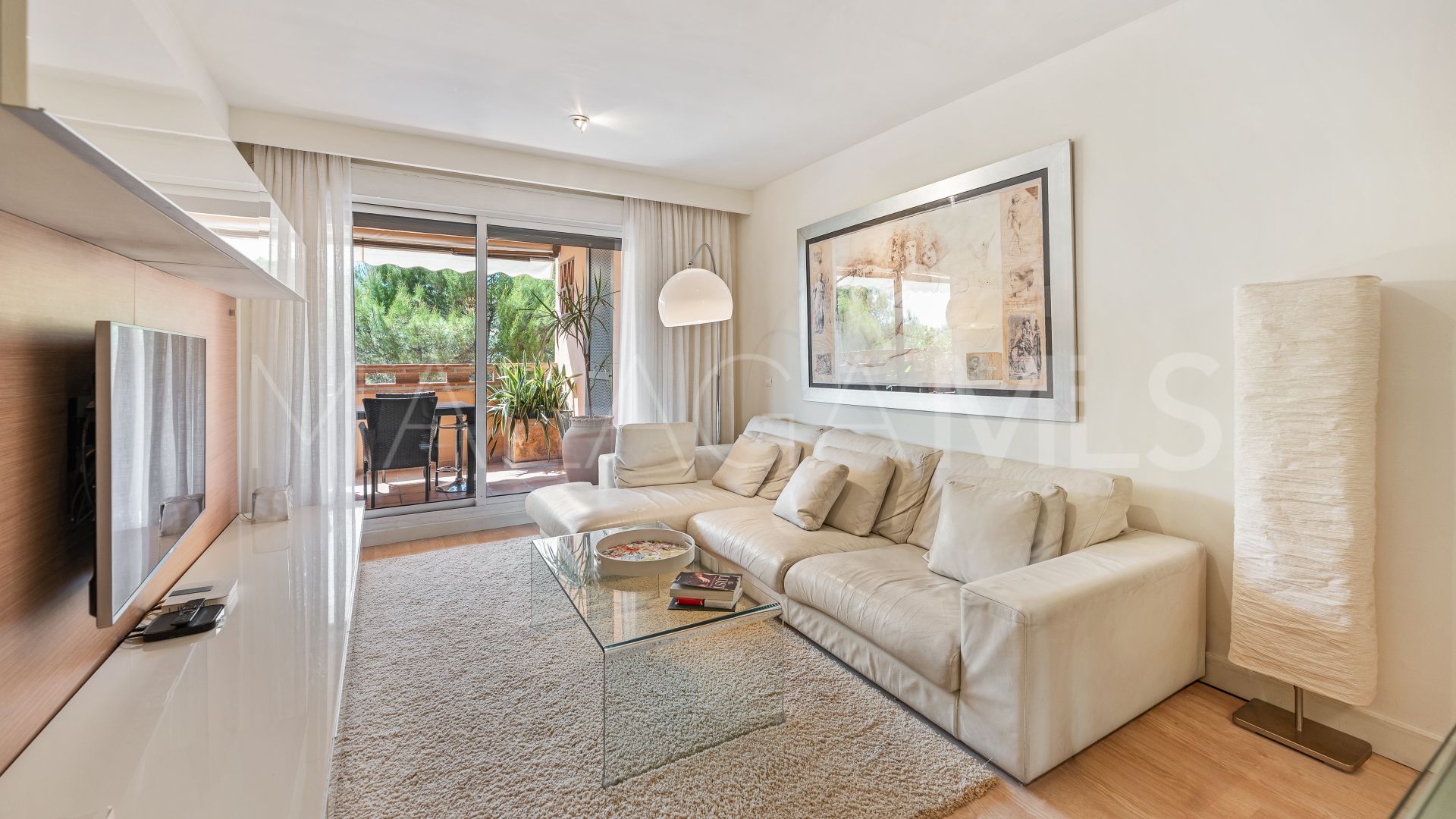 Buy Nagüeles apartment