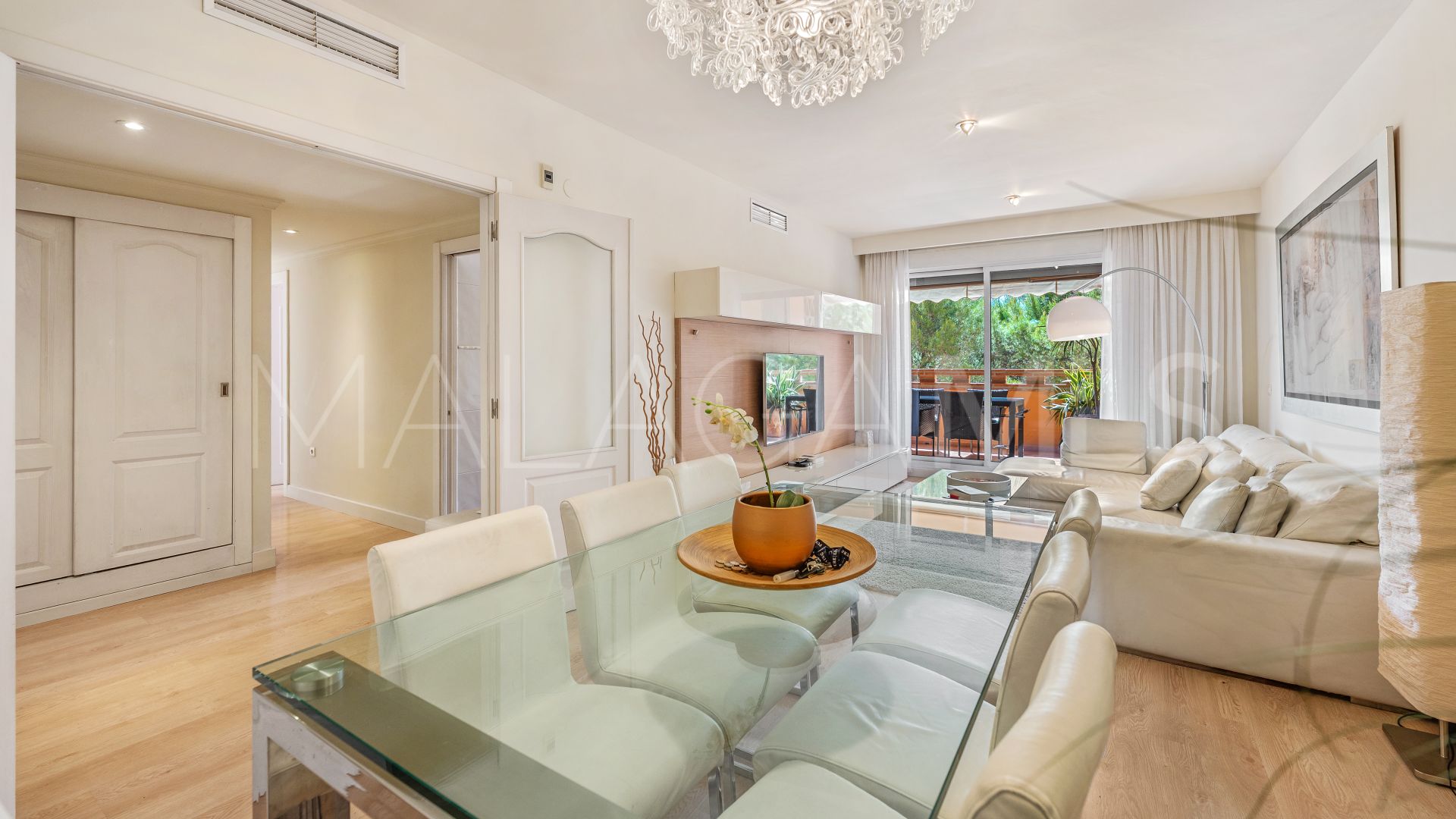 Buy Nagüeles apartment
