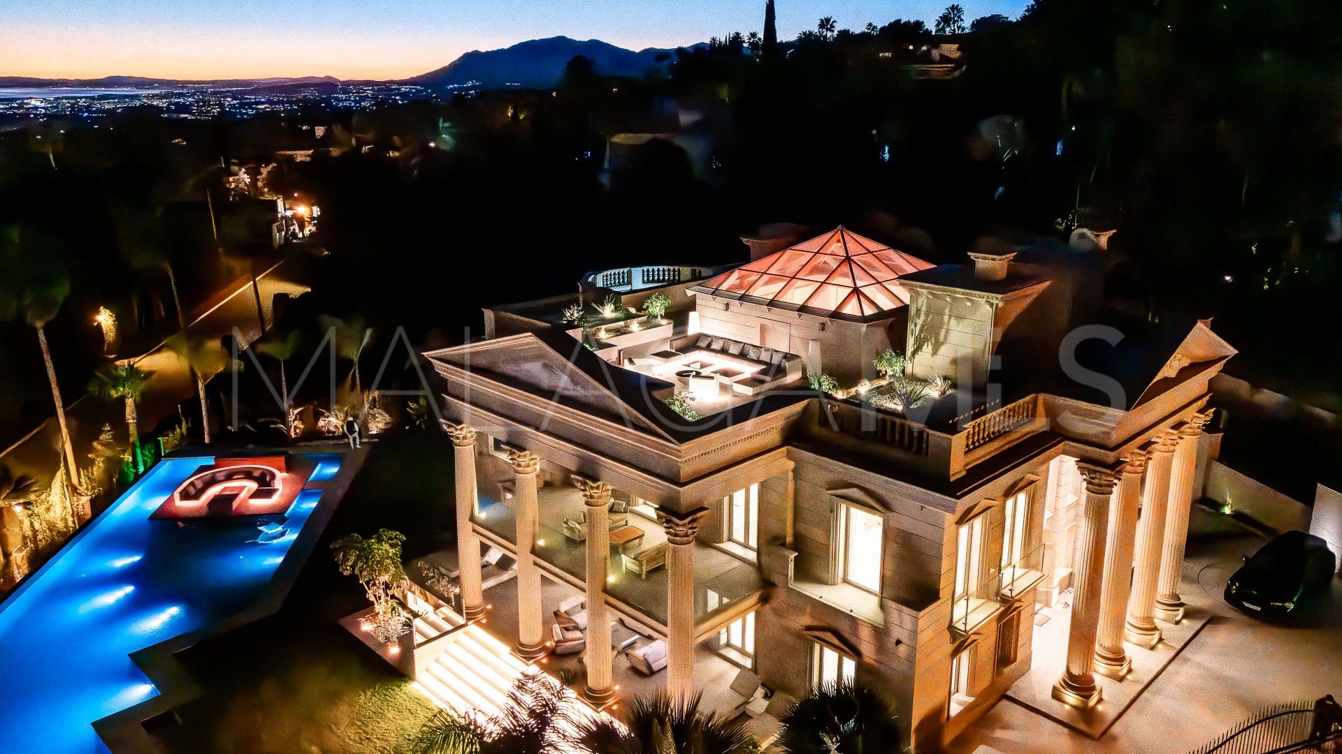 Villa for sale in Sierra Blanca