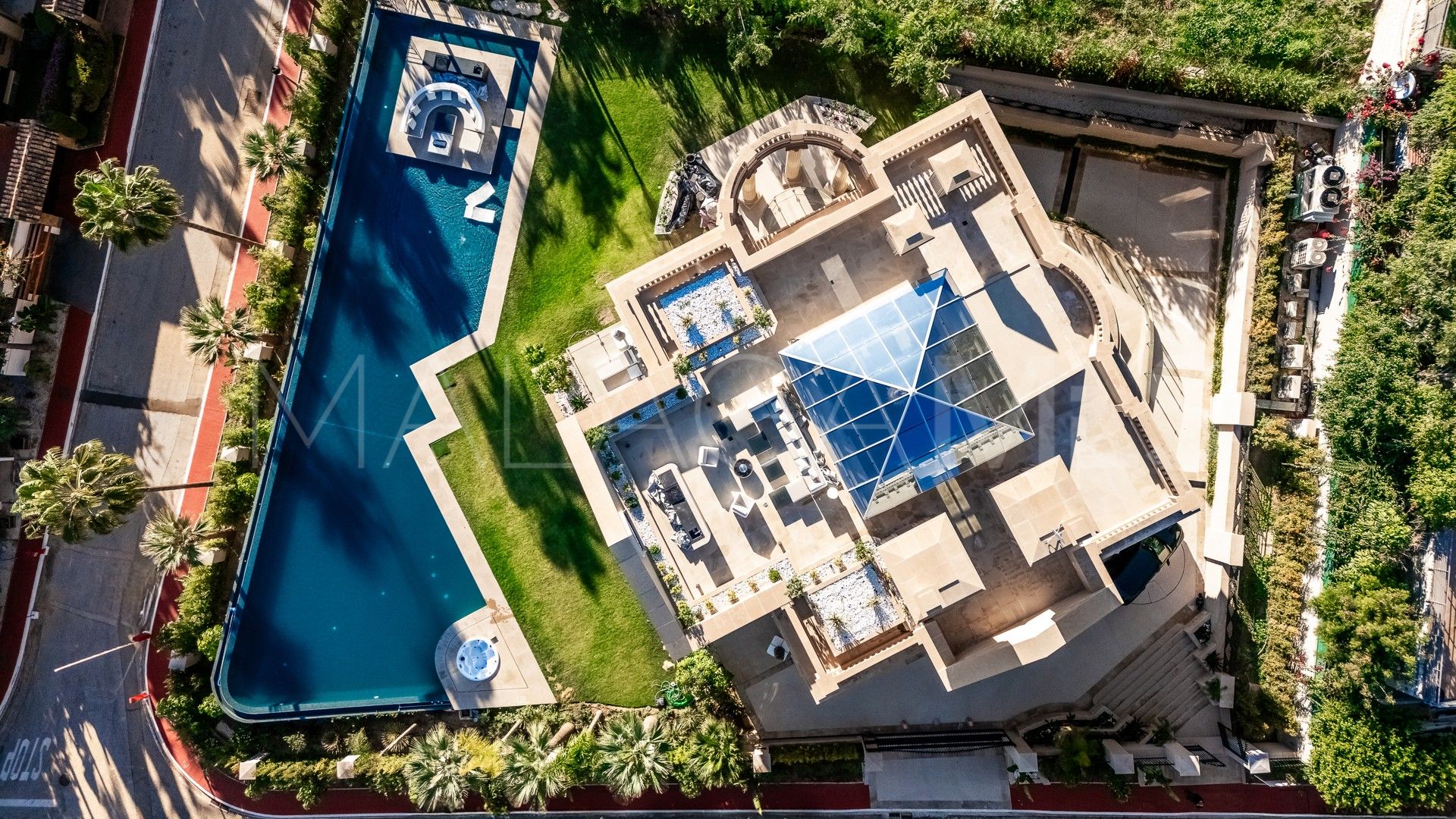 Villa for sale in Sierra Blanca