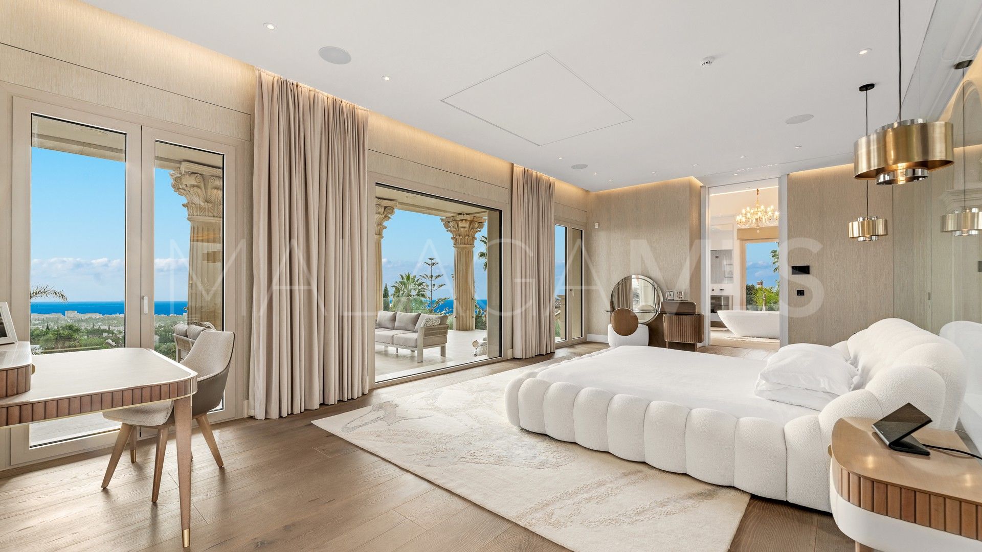 Villa for sale in Sierra Blanca