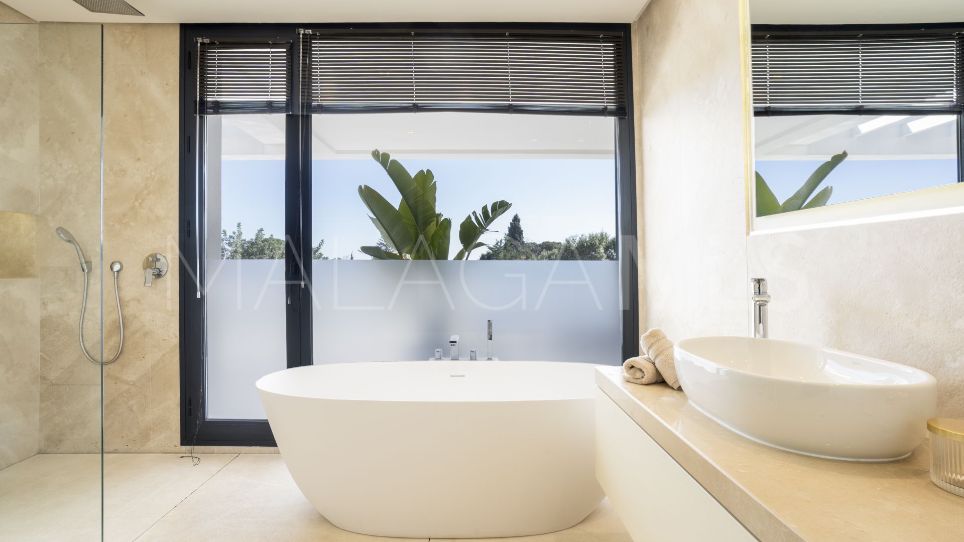 Villa for sale in Golden Mile