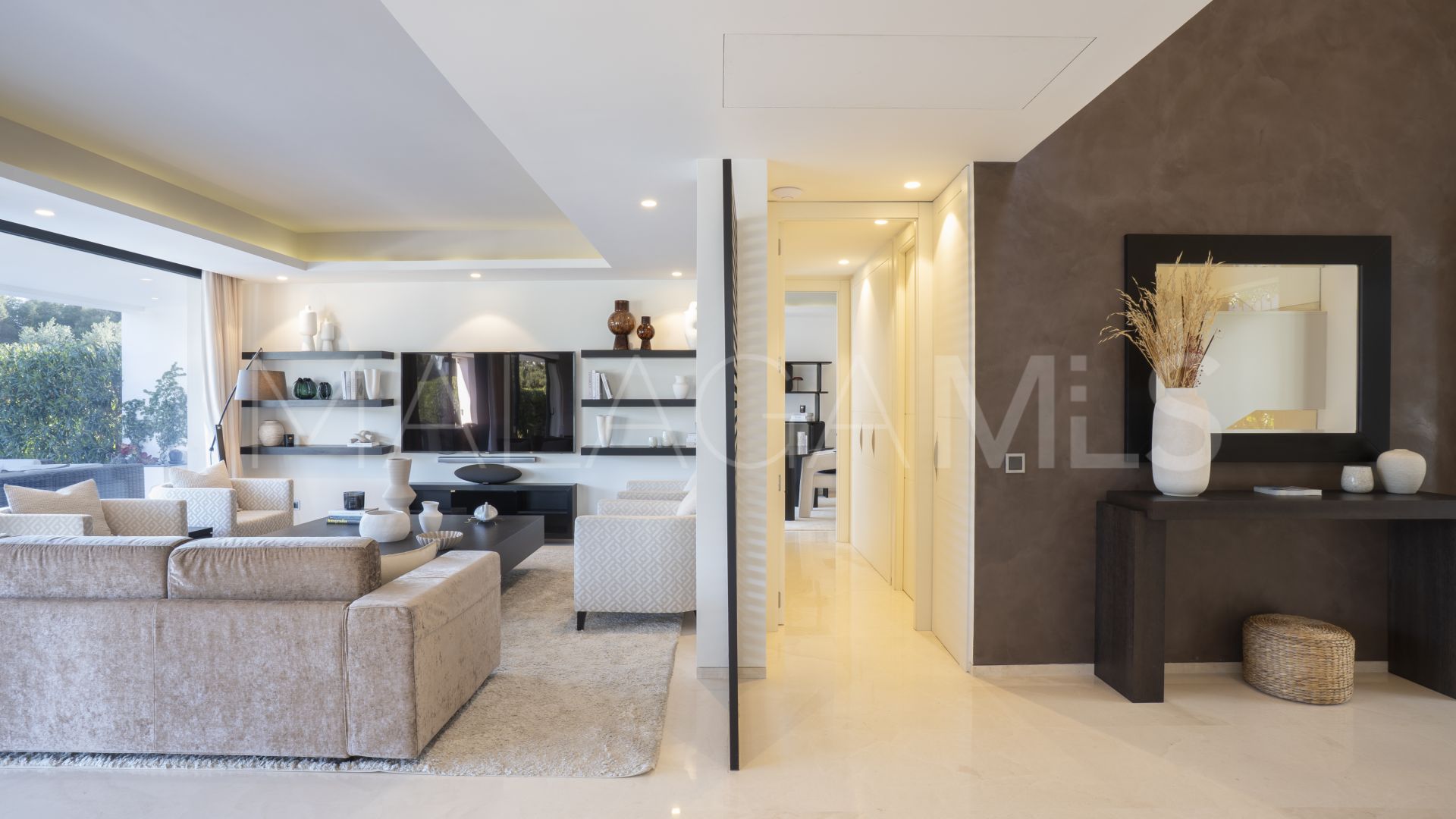 Villa for sale in Golden Mile